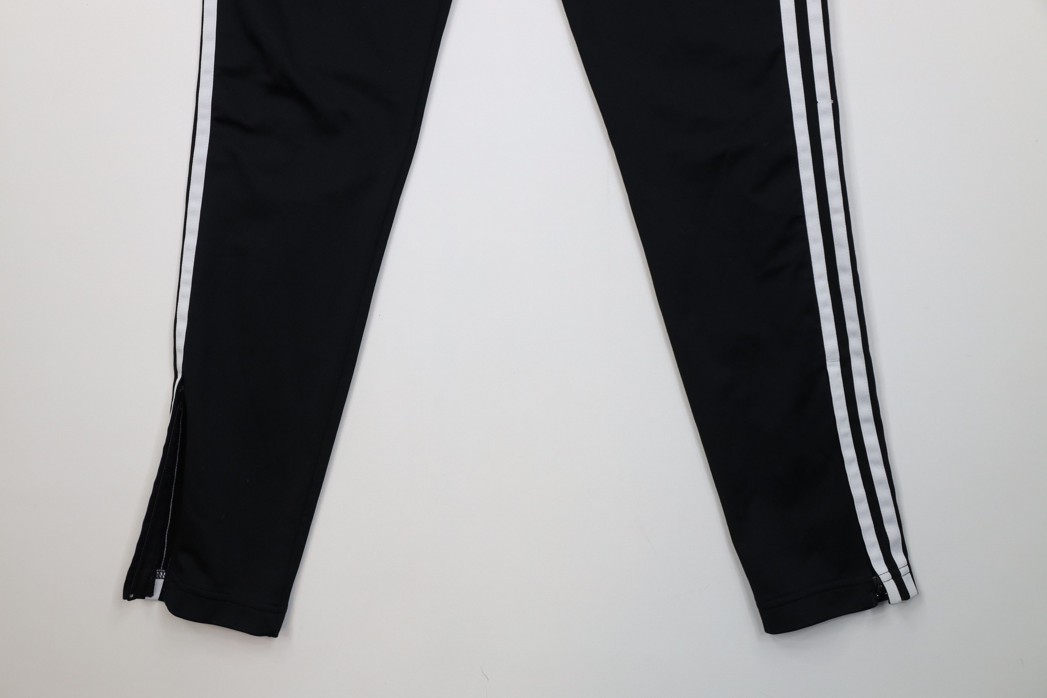 Adidas Vintage Y2K Adidas Tapered Leg Soccer Warm Up Pants Black Size US 32 / EU 48 - 12 Thumbnail