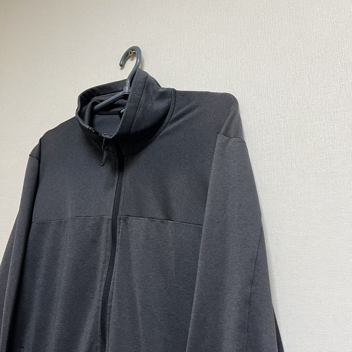 Arc'teryx Vintage Arcteryx Full Zip Hoodie Jacket Size US L / EU 52-54 / 3 - 2 Thumbnail