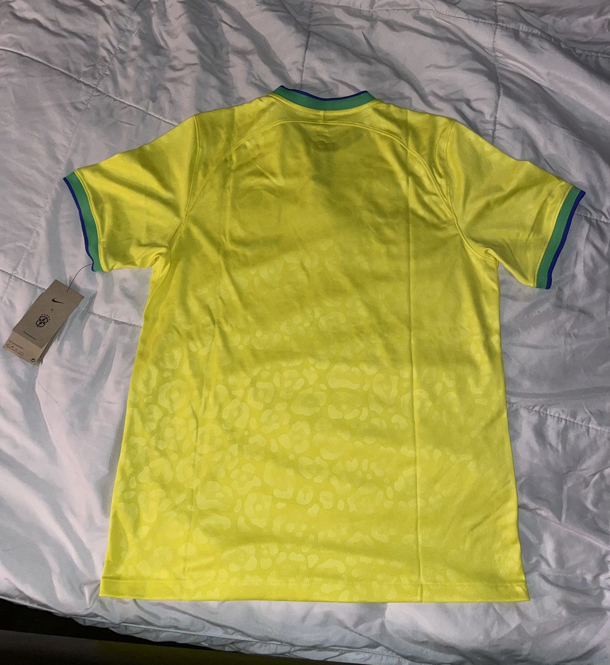Nike Brazil Jersey 2022 World cup Men’s Size US L / EU 52-54 / 3 - 12 Thumbnail