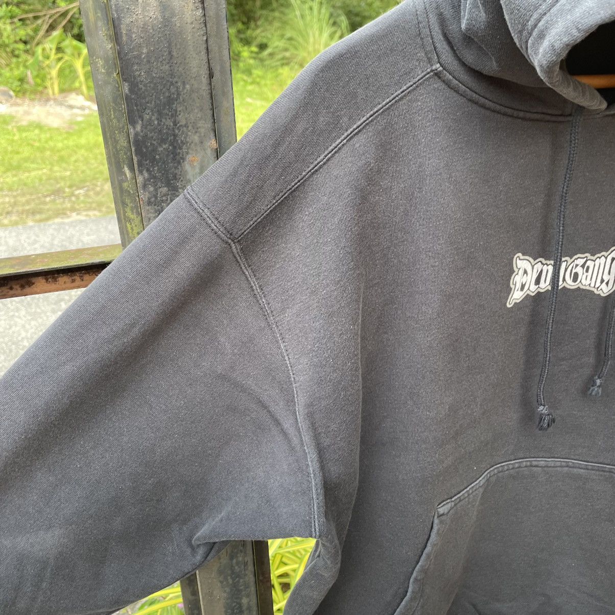 Japanese Brand × Vintage × Welcome Skateboards 🔥Vintage 90s Devil Gang Skateboard Pullover Sweater Hoodie Size US M / EU 48-50 / 2 - 8 Thumbnail