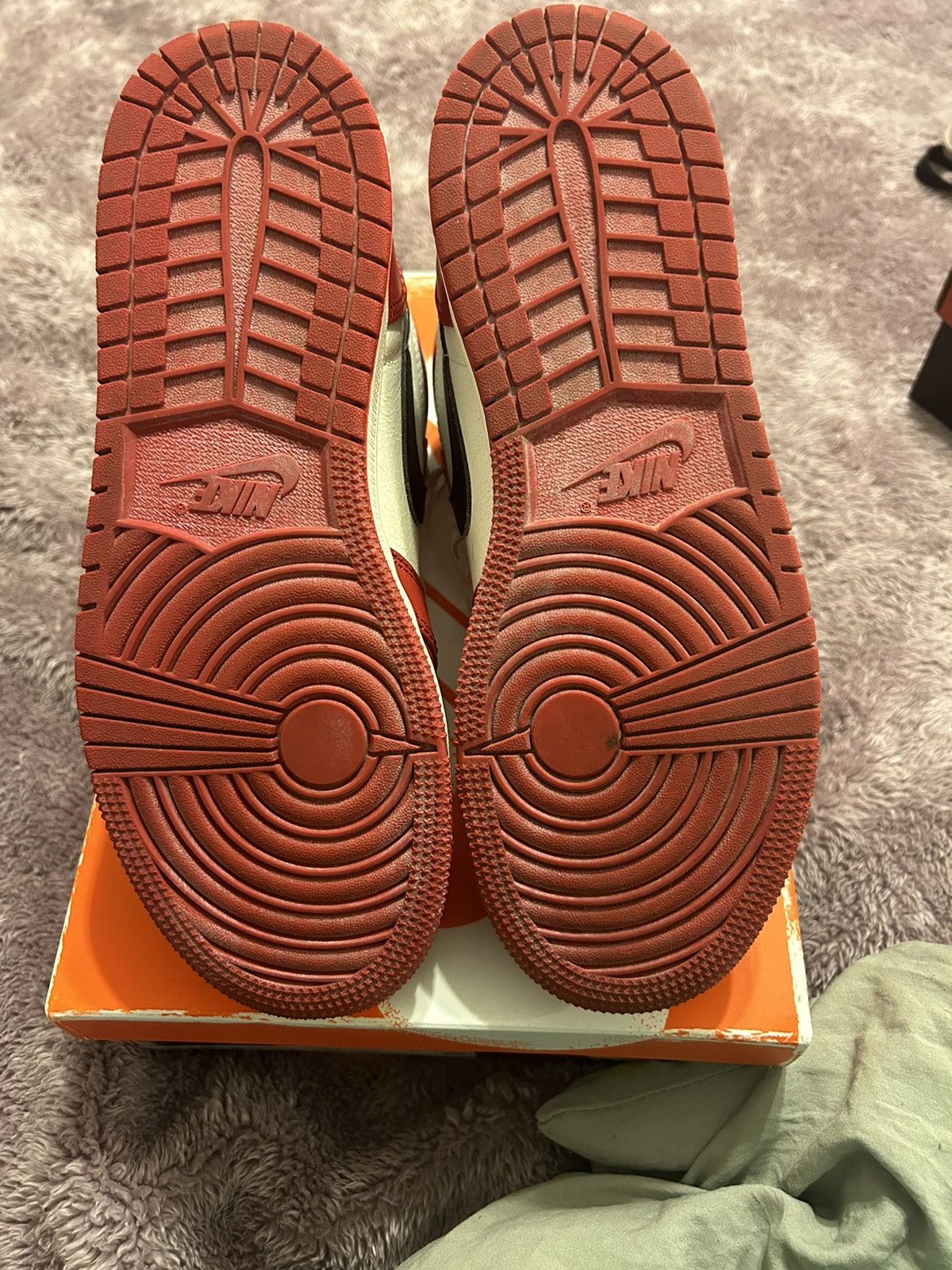 Jordan Brand Jordan 1 Chicago Lost & Found Size US 6.5 / EU 39-40 - 6 Thumbnail