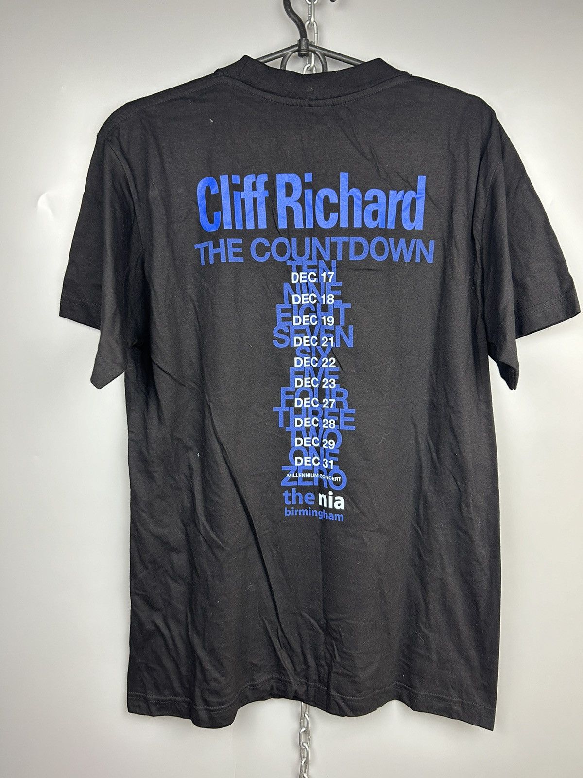 Band Tees Vintage Cliff Richard Millennium Band Tee Music Size US M / EU 48-50 / 2 - 2 Thumbnail