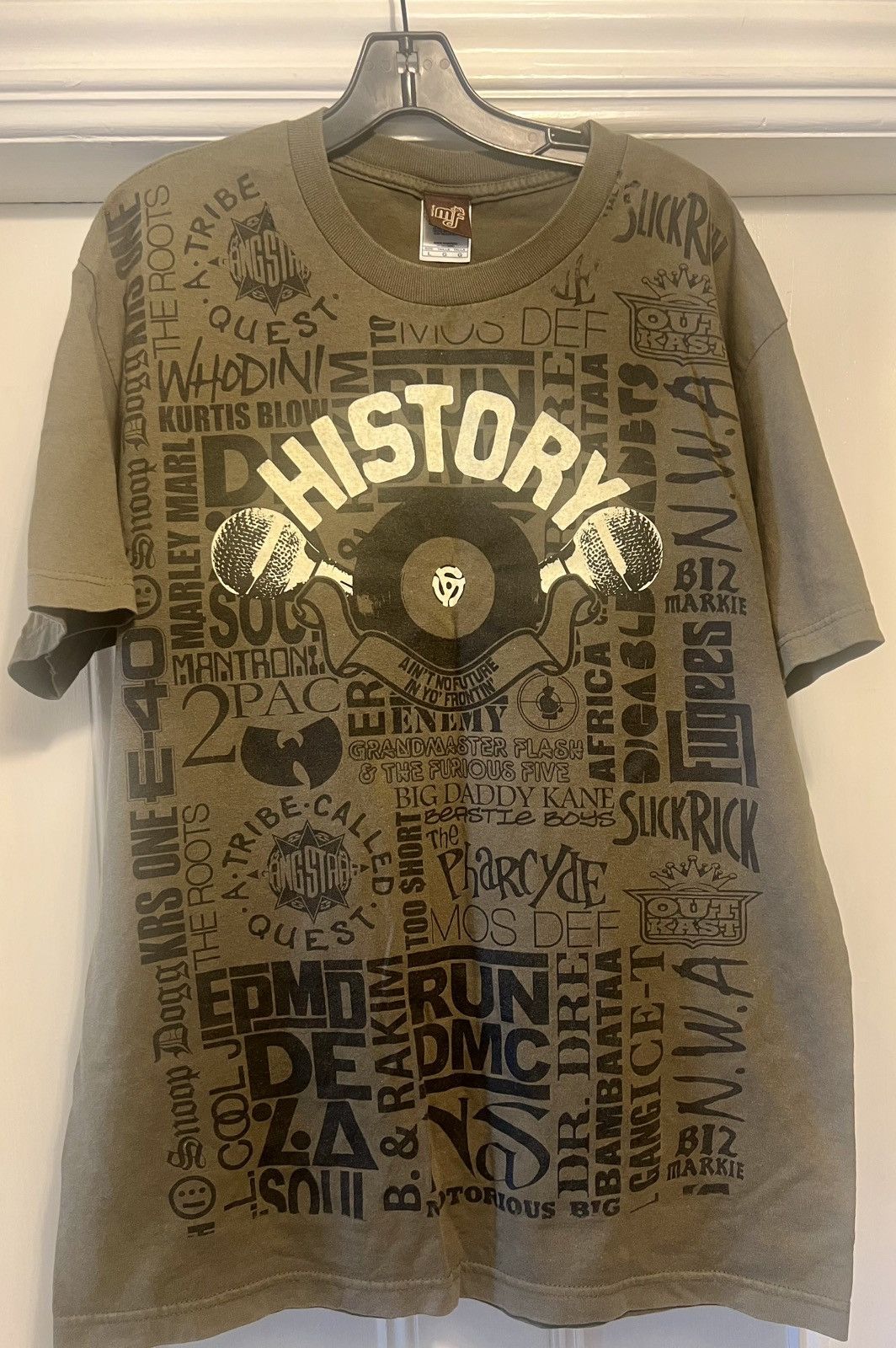 Rap Tees Authentic Mixer Friendly Hip Hop History Ain’t No Future tee Size US L / EU 52-54 / 3 - 1 Thumbnail