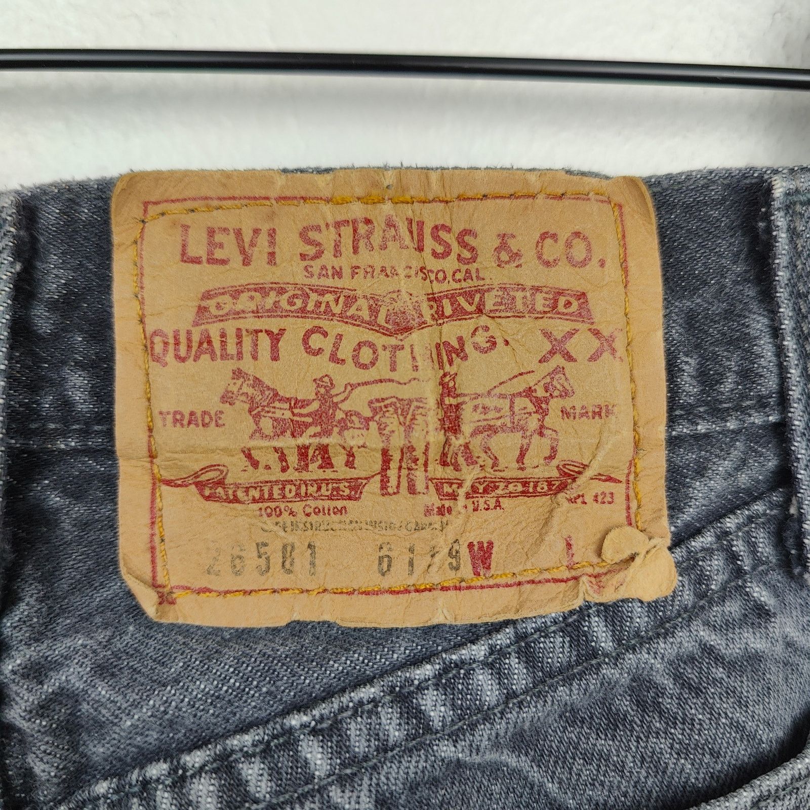 Levi's Vintage Levi's 501 Jeans Womens 24 Button Fly Tapered Size 24" / US 00 / IT 34 - 5 Thumbnail