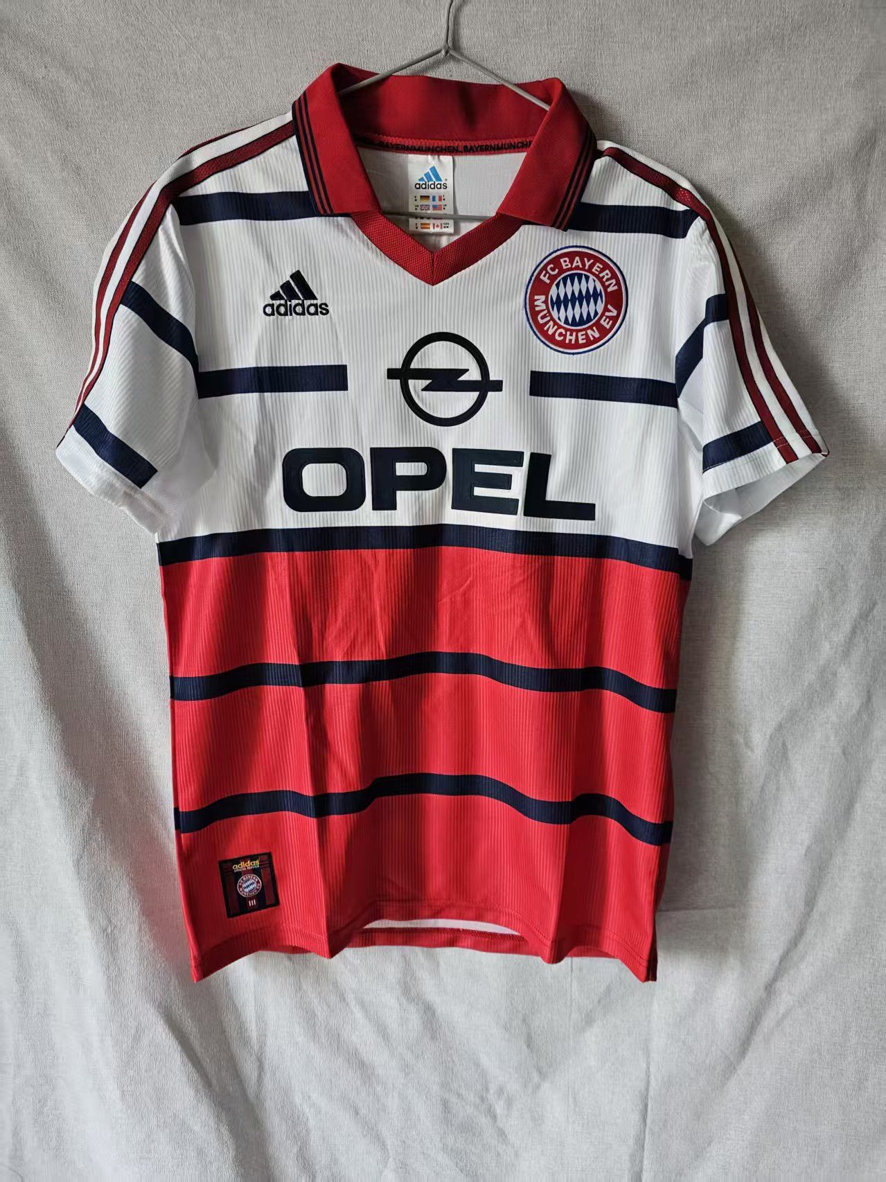 Adidas 1998 2001 Bayern Munich Soccer Jersey Size US XL / EU 56 / 4 - 1 Thumbnail