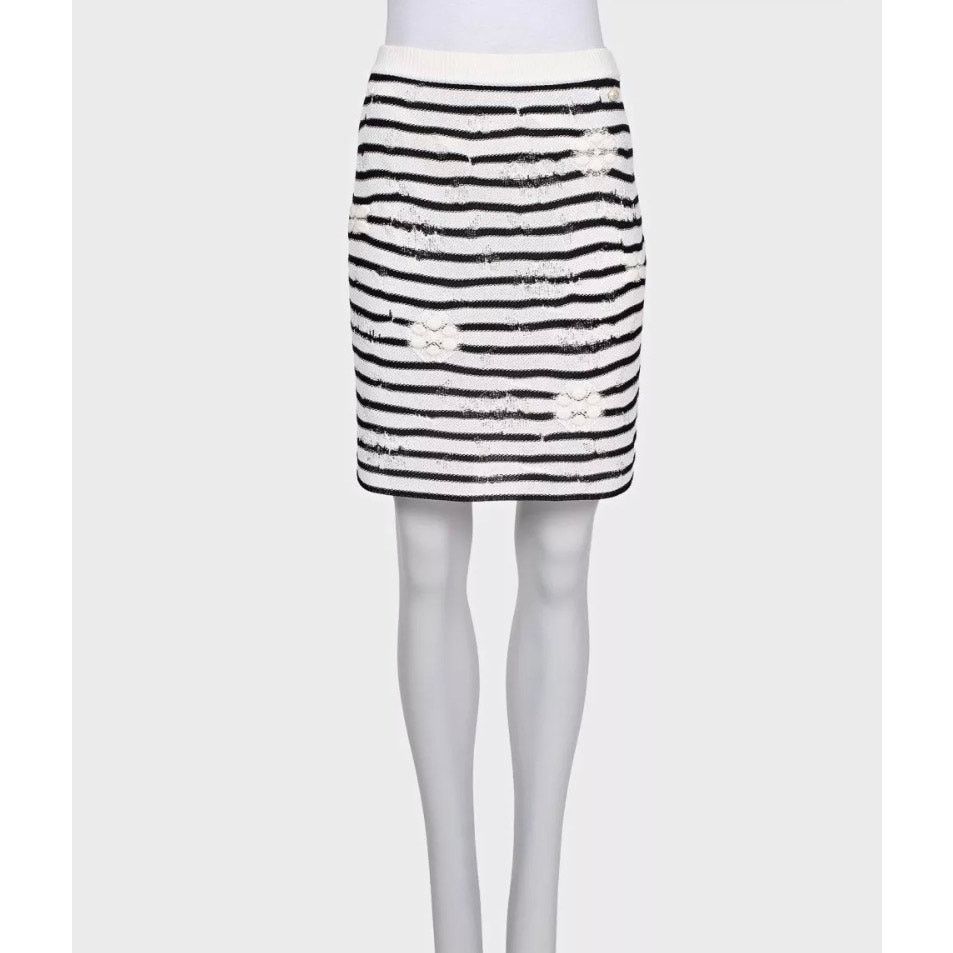 Chanel Chanel Black & White Striped Embroidered Suit Sz.36 Size XS / US 0-2 / IT 36-38 - 4 Thumbnail