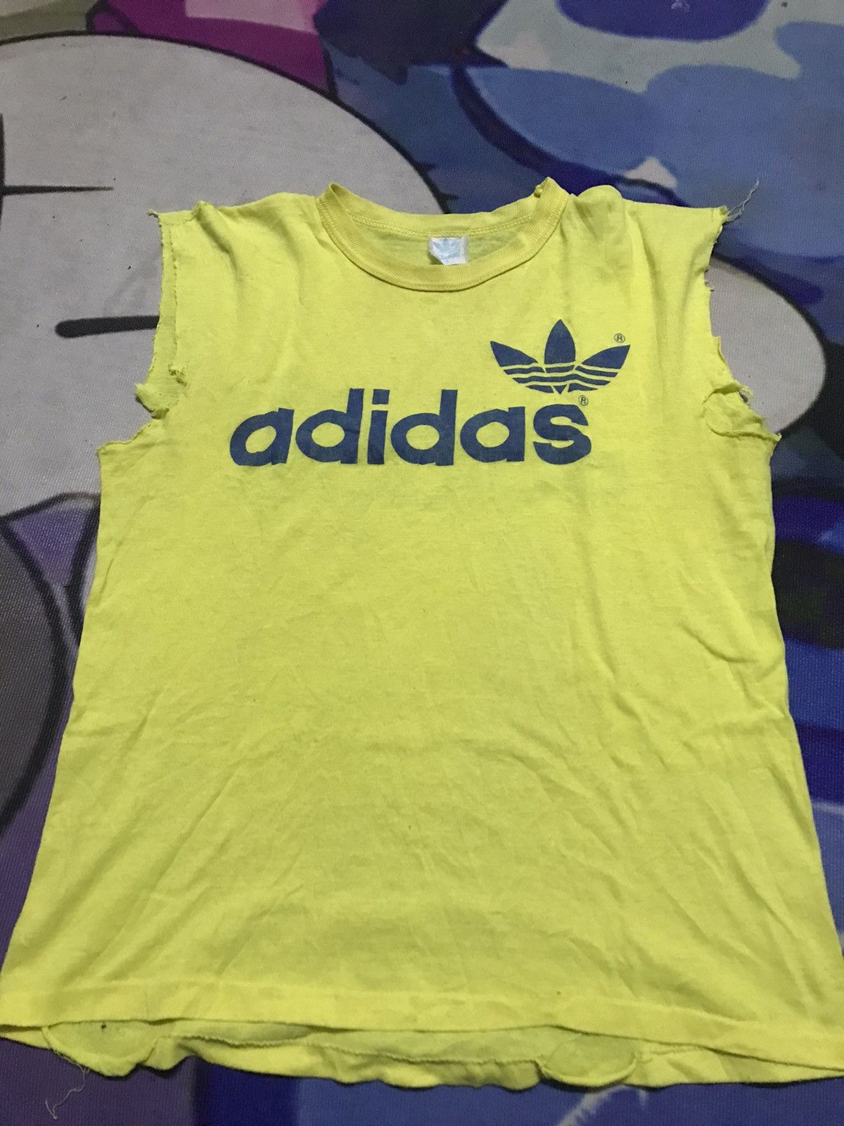 Adidas × Vintage Vintage rare adidas distressed Size US S / EU 44-46 / 1 - 1 Thumbnail