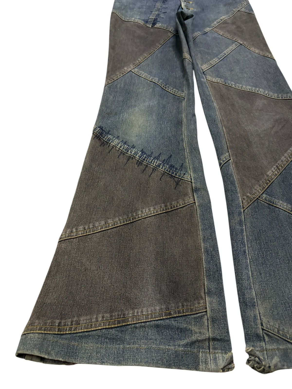 Tornado Mart Vintage Tornado Mart Button Fly Mud Wash Distress Flare Jean Size US 29 - 6 Thumbnail