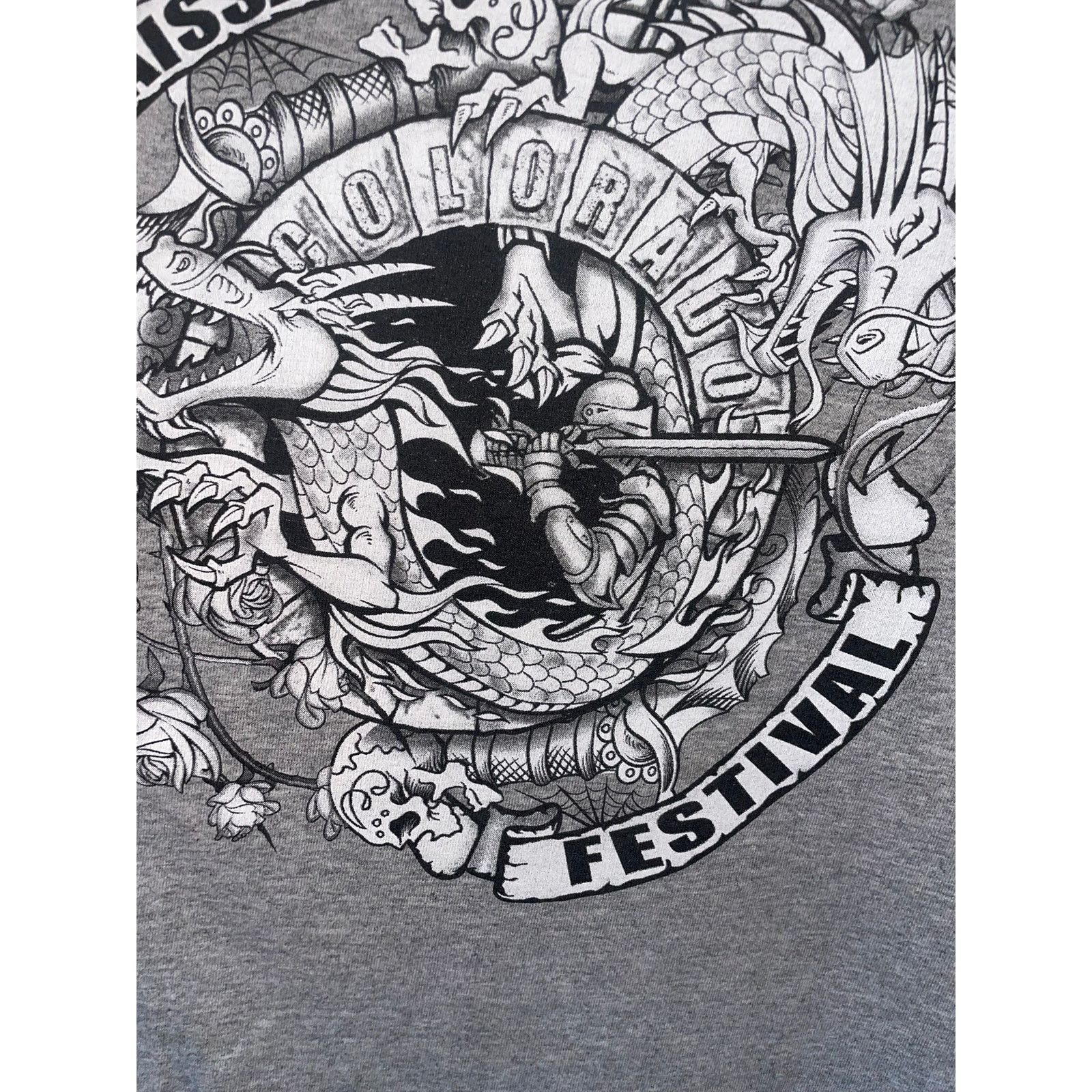 Gildan 2000s Colorado Renaissance Festival Dragon Gray Shirt Y2K L Size US L / EU 52-54 / 3 - 5 Thumbnail