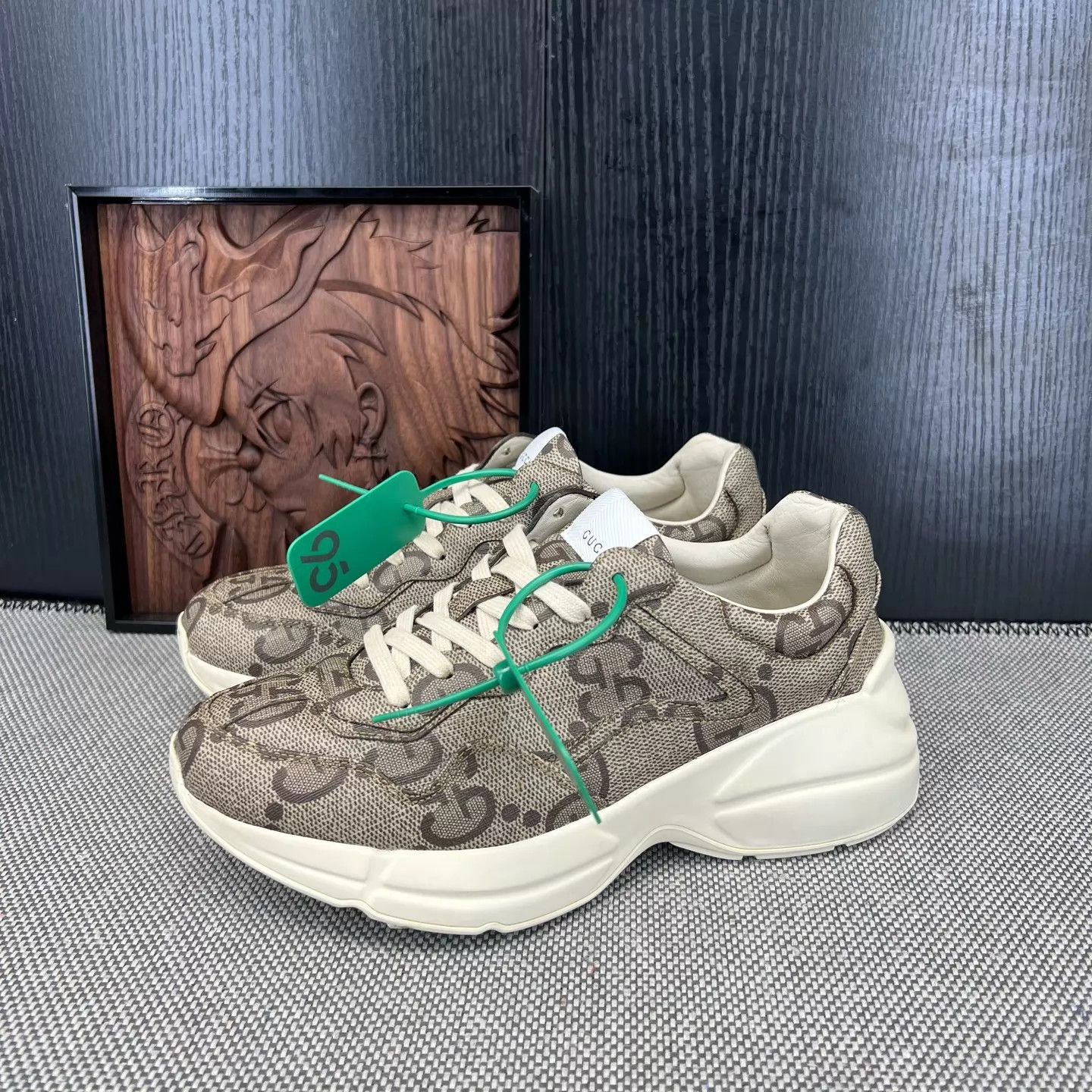 Gucci Gucci Rhyton All Over Print Khaki 37.5 US Worn 2-3x Size US 7 / IT 37 - 1 Thumbnail