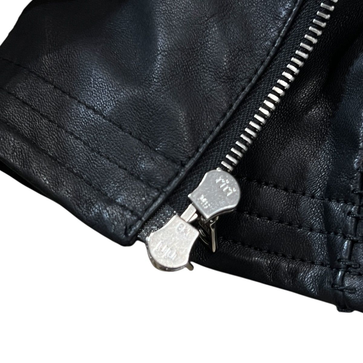 Other San Horse Leather Curved-Zip Leather Single Riders Jacket Size US S / EU 44-46 / 1 - 5 Thumbnail
