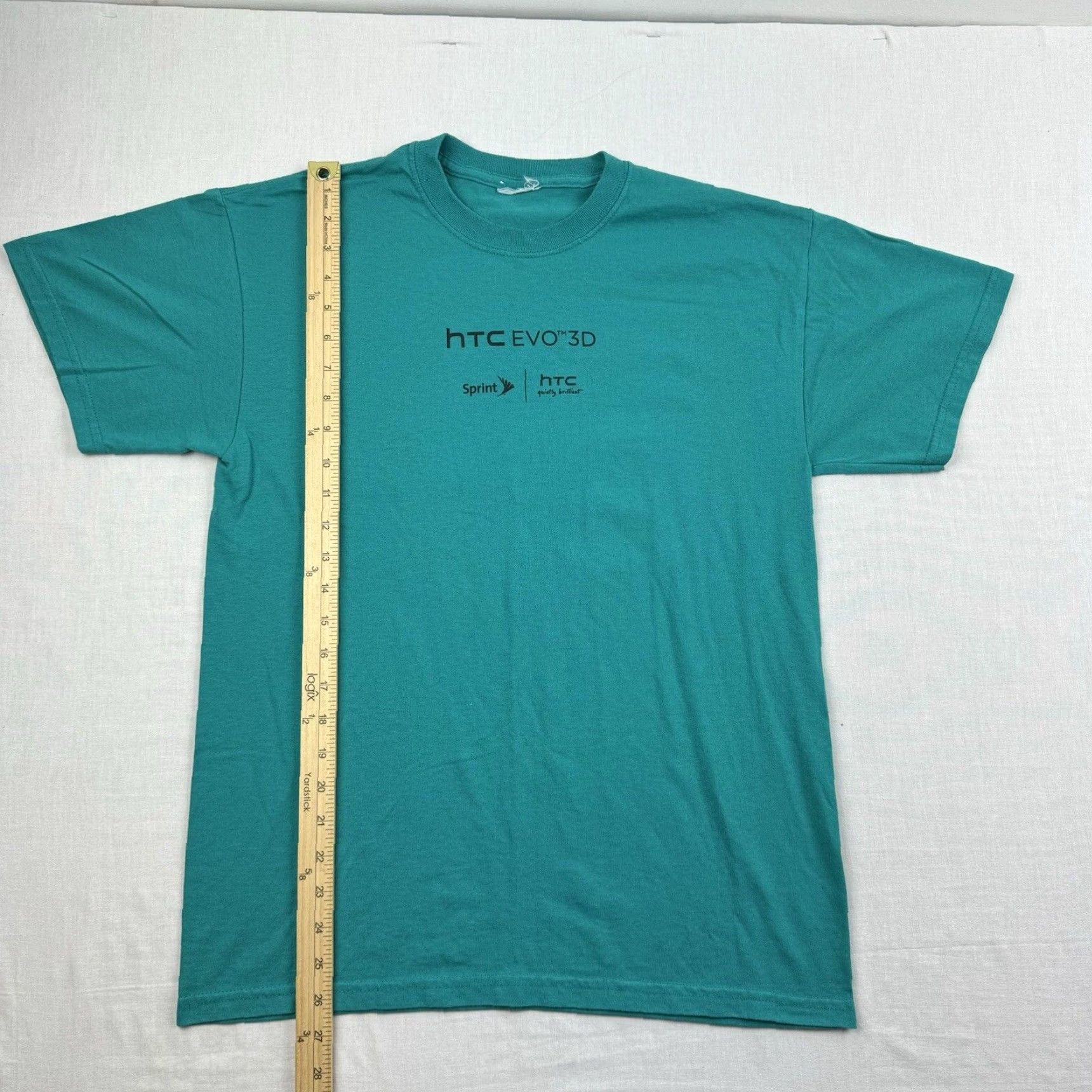 Gildan VINTAGE HTC Evo 3D Cell Phone Promotional Shirt Adult Medium Teal Green Hornet 2011 Size US M / EU 48-50 / 2 - 4 Thumbnail