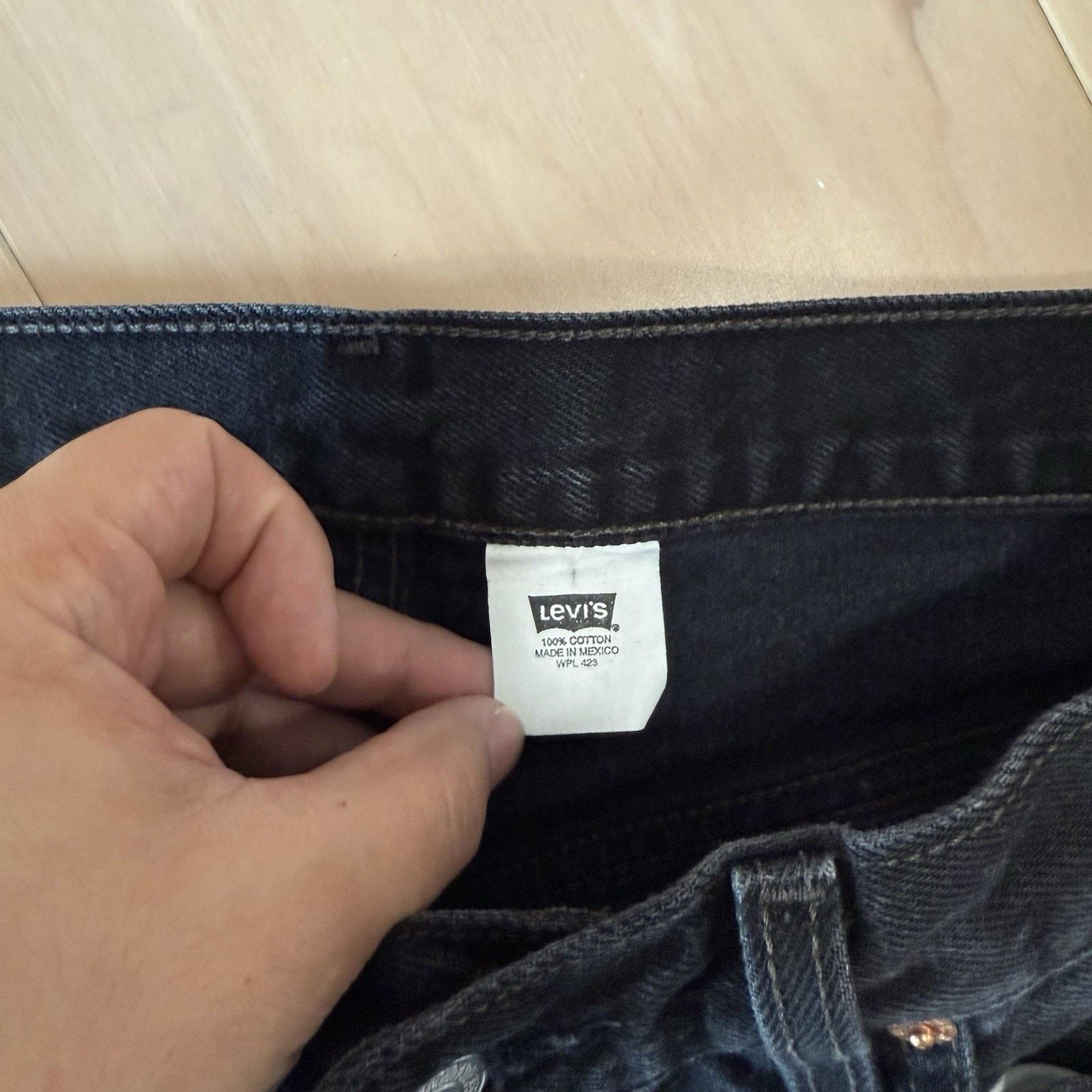 Levi's Vintage Levis 501 Jeans Black Denim Straight Leg Button Fly Size US 32 / EU 48 - 5 Thumbnail