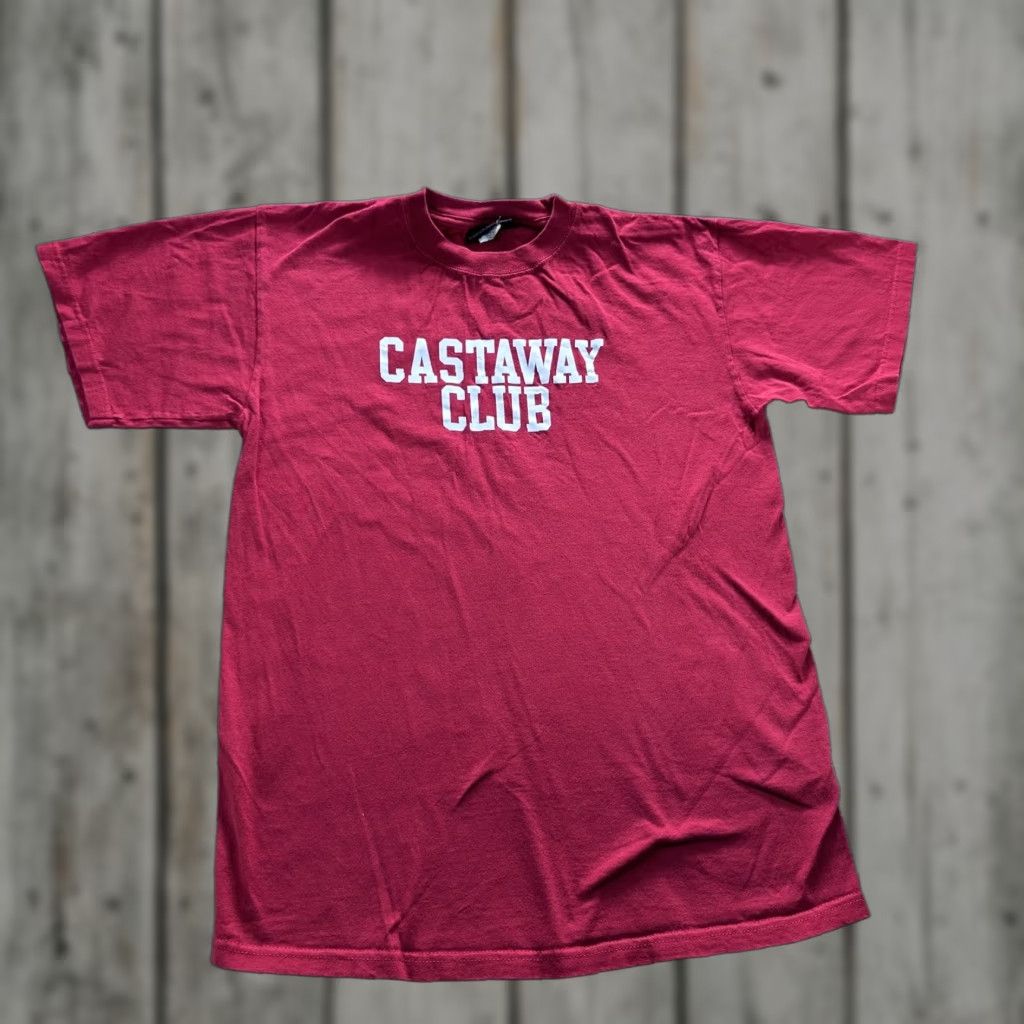 Vintage VINTAGE Castaway Club Shirt Mens Medium Red Graphic Tee Jones & Mitchell Crewneck Size US L / EU 52-54 / 3 - 1 Thumbnail