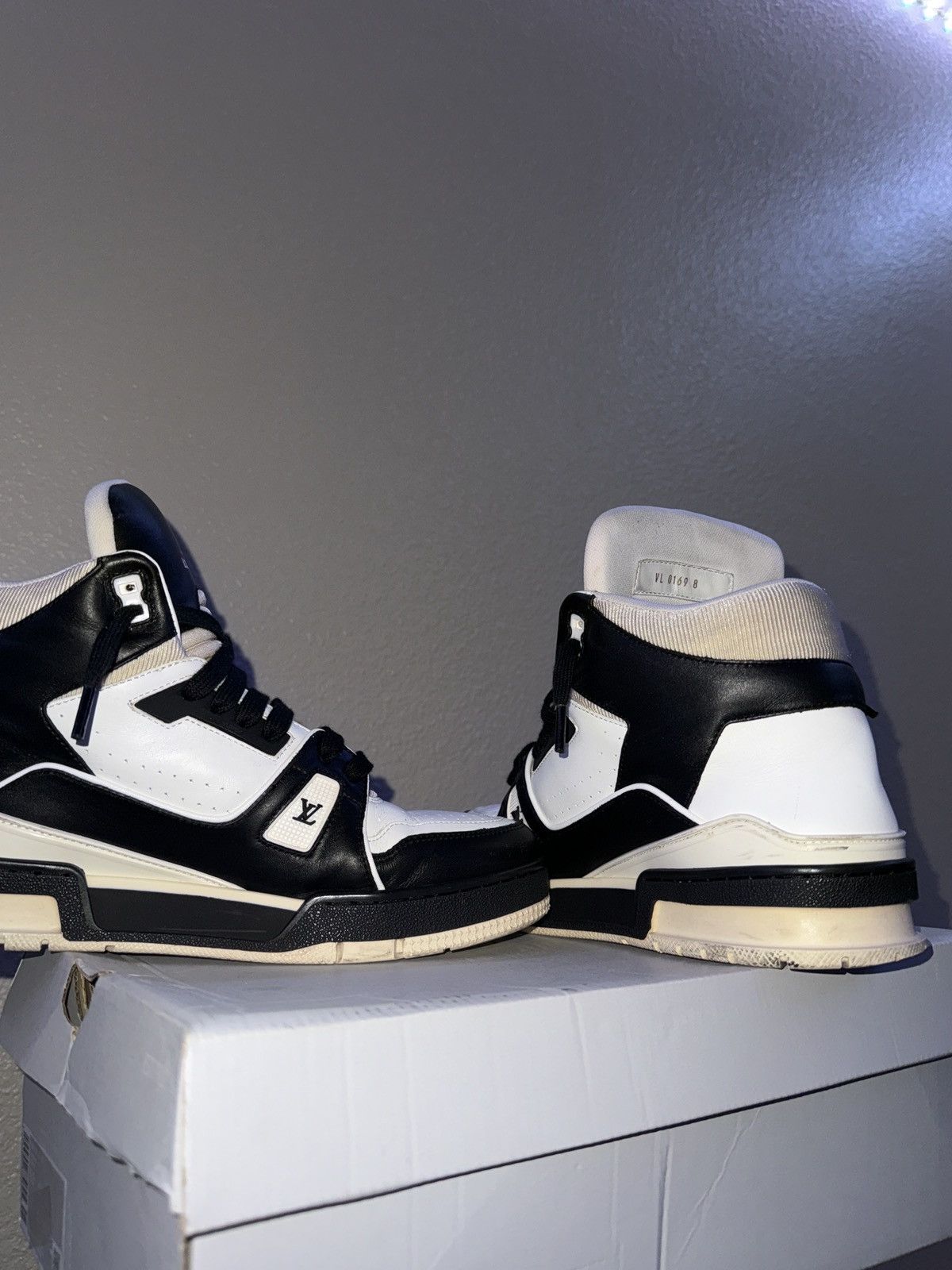 Louis Vuitton Louis Vuitton 408 Trainer Sneaker High Size US 9.5 / EU 42-43 - 2 Thumbnail
