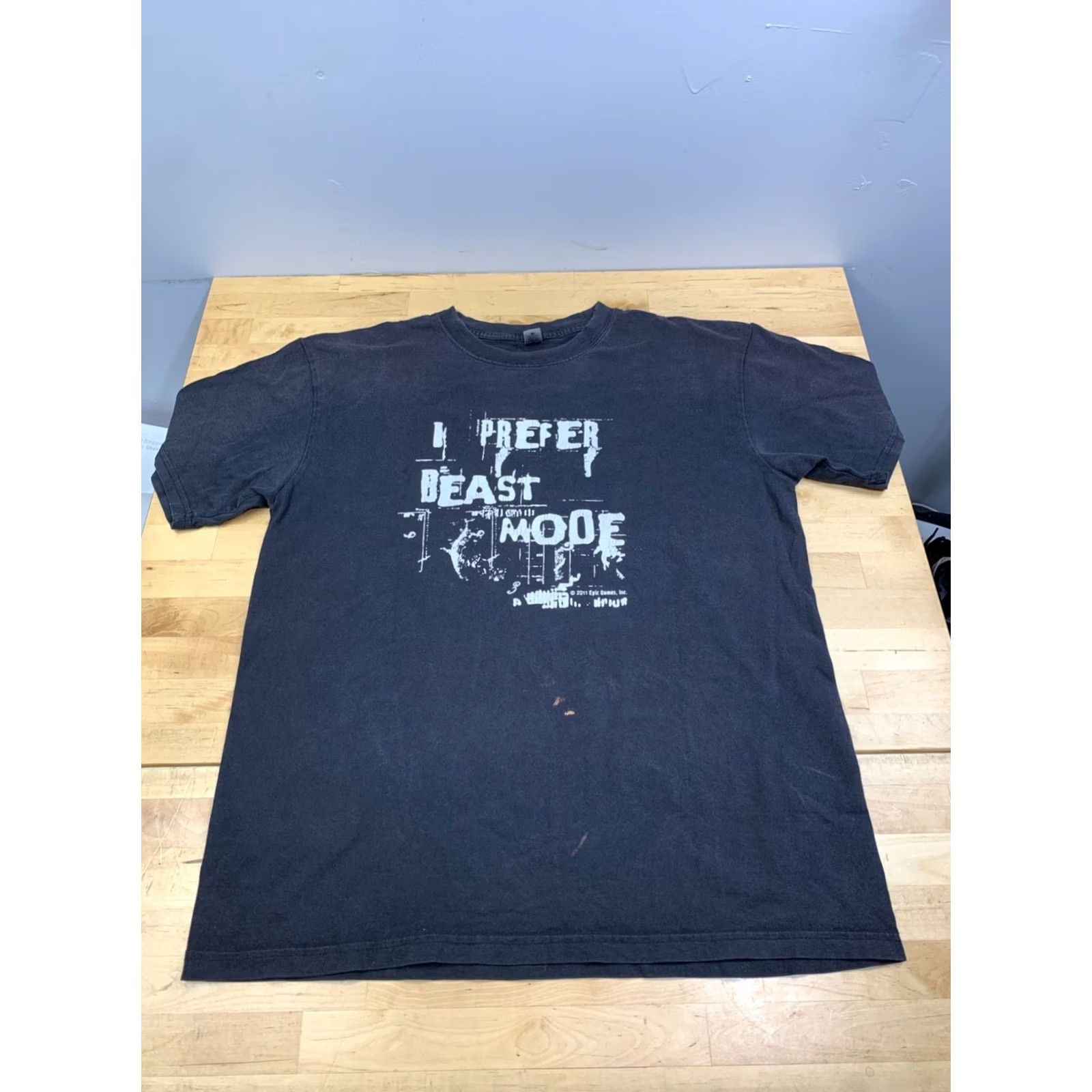 Vintage VINTAGE Gears of War 3 Promo Shirt Men L Black Faded Beast Mode Xbox 13232 Shirt Mens Black XLized? Size US L / EU 52-54 / 3 - 3 Thumbnail