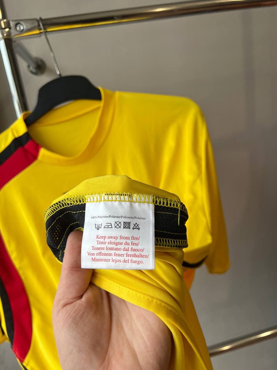 Diadora 2006/07 WATFORD FC HOME SOCCER JERSEY FOOTBALL SHIRT DIADORA Size US L / EU 52-54 / 3 - 11 Thumbnail