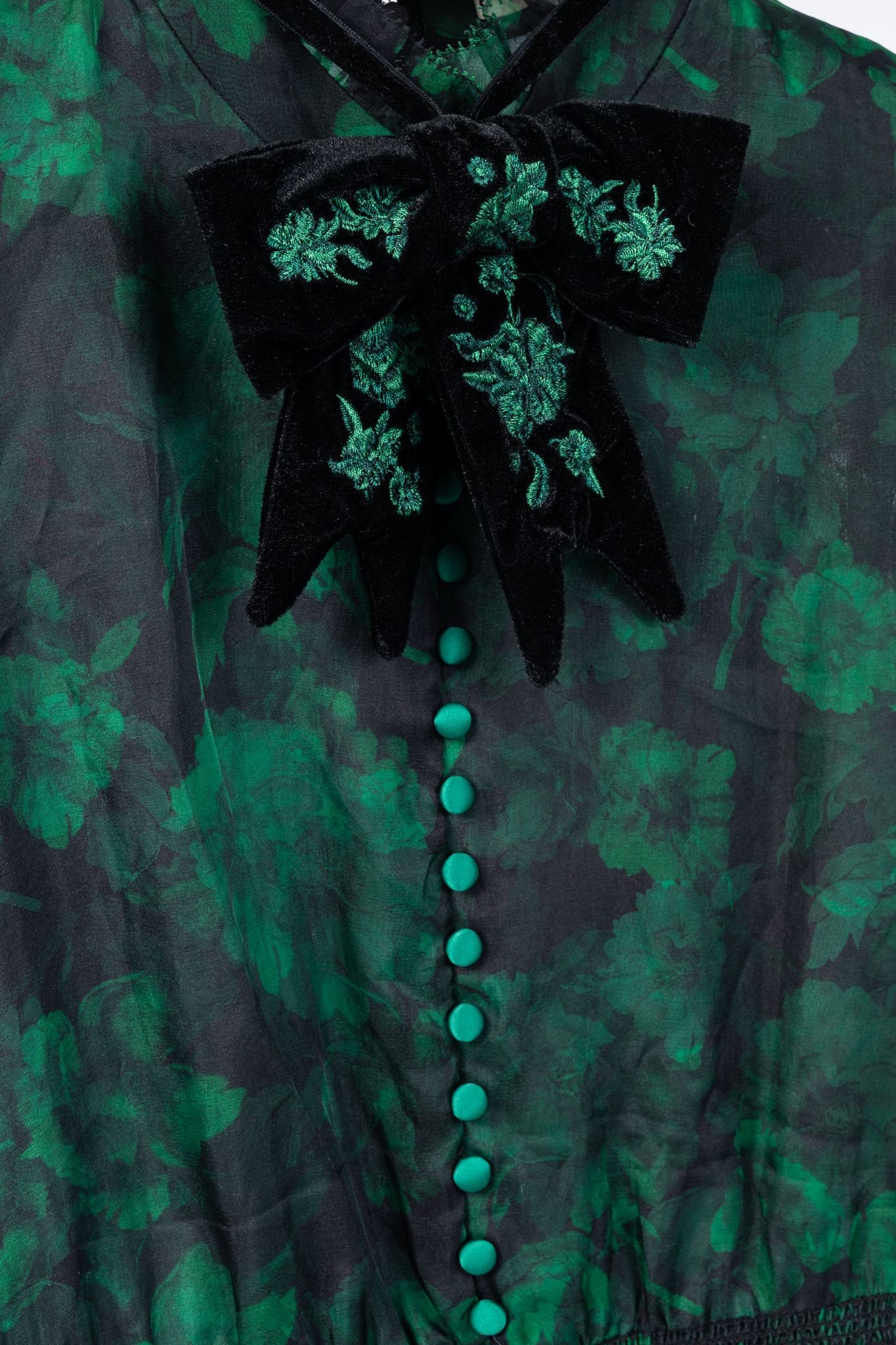 Alice + Olivia Alice + Olivia Coletta Dream Floral Emerald Silk Maxi Dress Size XS / US 0-2 / IT 36-38 - 5 Thumbnail