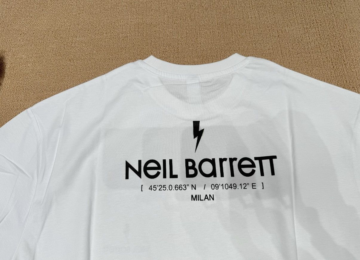 Neil Barrett Genuine Neil Barrett unisex letter printed T-shirt J39 Size US M / EU 48-50 / 2 - 2 Thumbnail