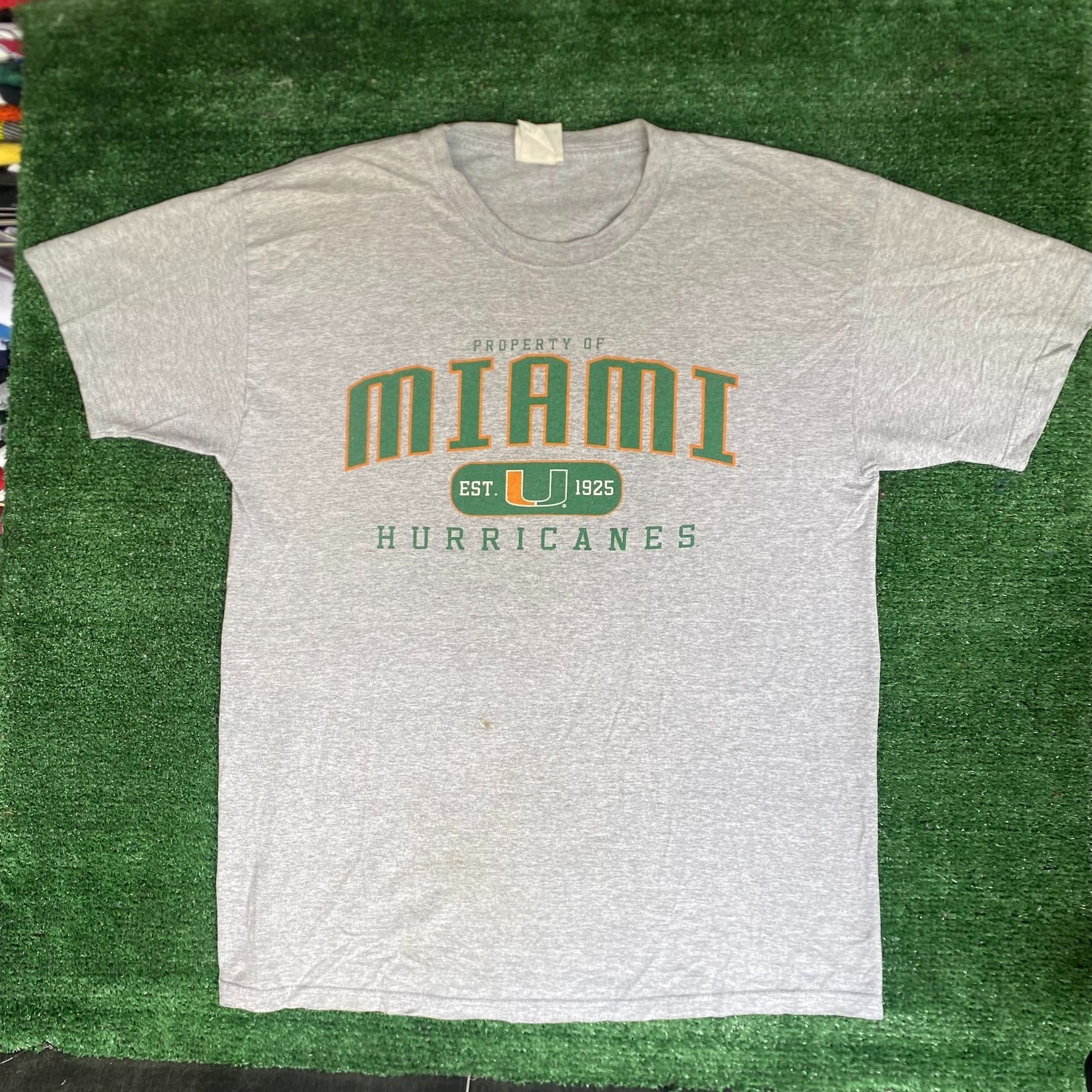 Vintage Vintage Y2K Miami Hurricanes Shirt Gray University Logo Tee Size US L / EU 52-54 / 3 - 1 Thumbnail