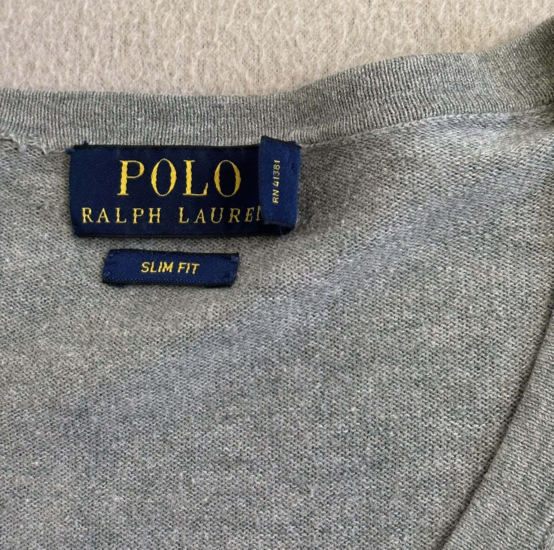 Polo Ralph Lauren Polo Ralph Lauren V-neck cashmere gray sweater medium Size US M / EU 48-50 / 2 - 12 Thumbnail