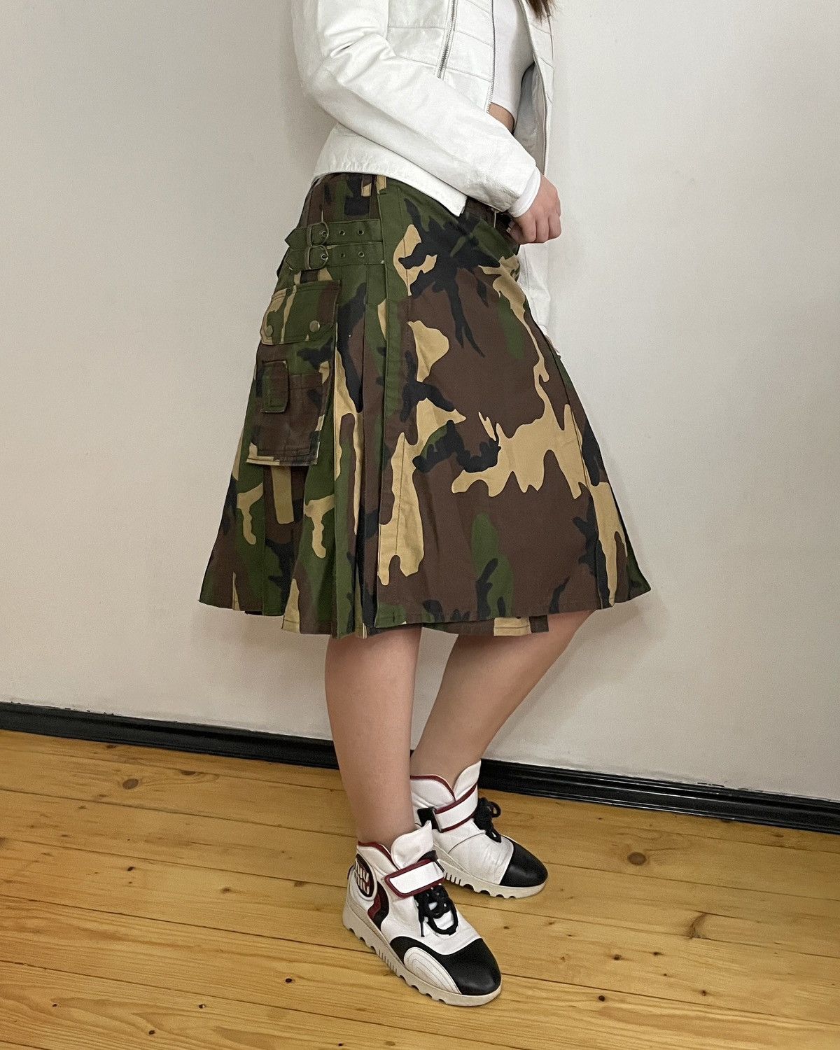 Handmade Archive Military Camo Cargo Handmade Skirt Size 36" / US 14 / IT 50 - 1 Thumbnail
