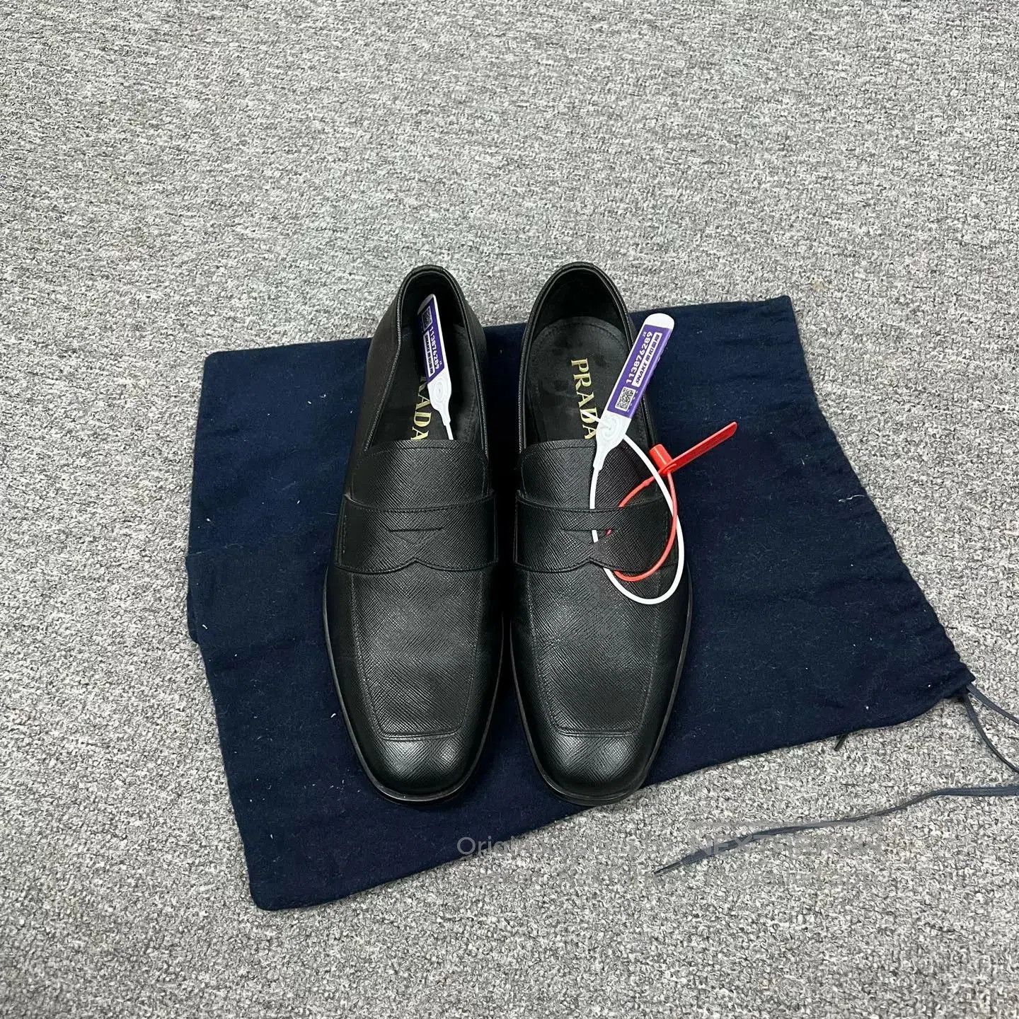 Prada Prada Saffiano Men's Formal Loafers. Size US 9 / EU 42 - 1 Thumbnail