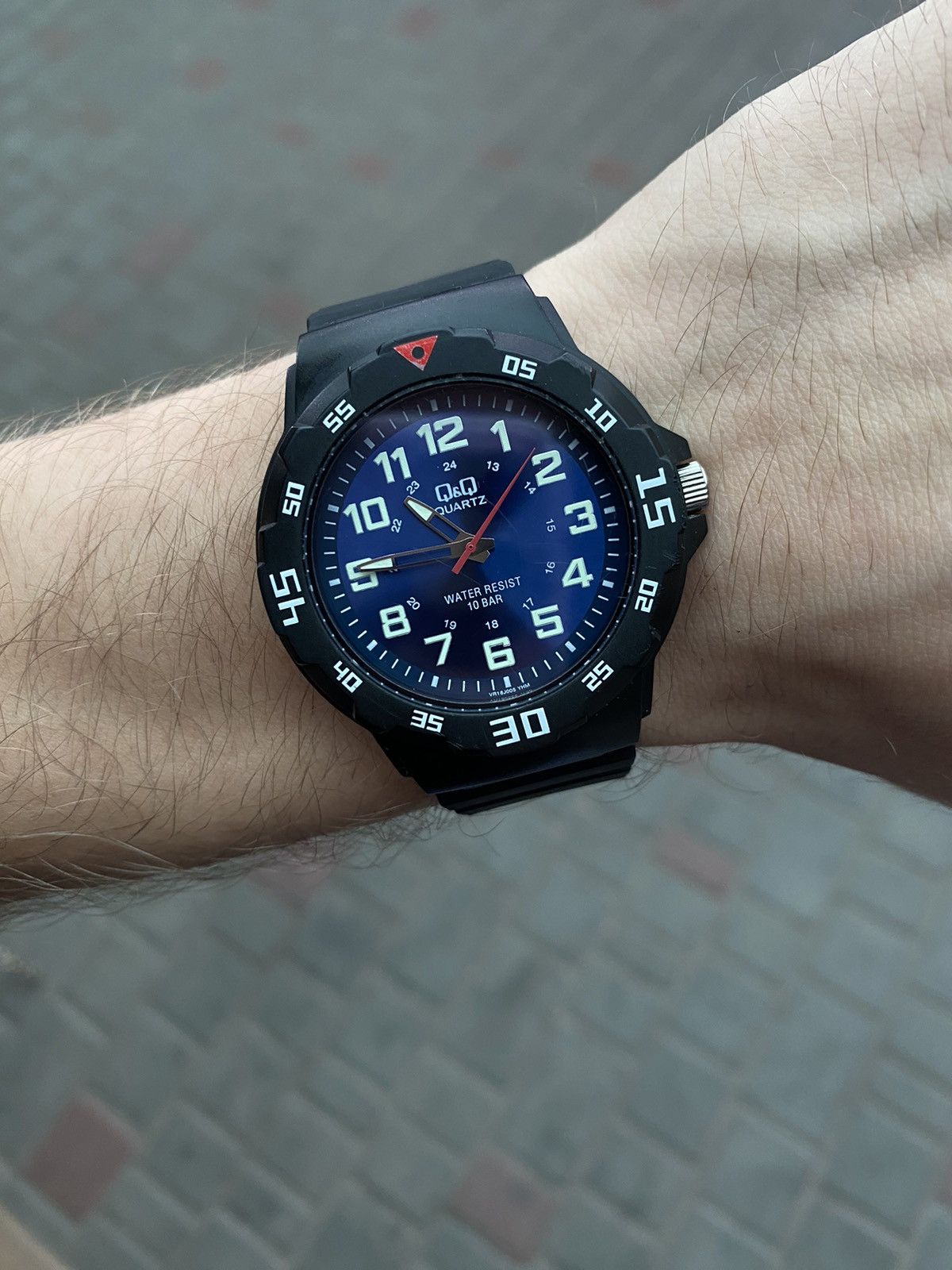 Japanese Brand Men's Water Resistant Sports Q&Q Watch Size ONE SIZE - 3 Thumbnail