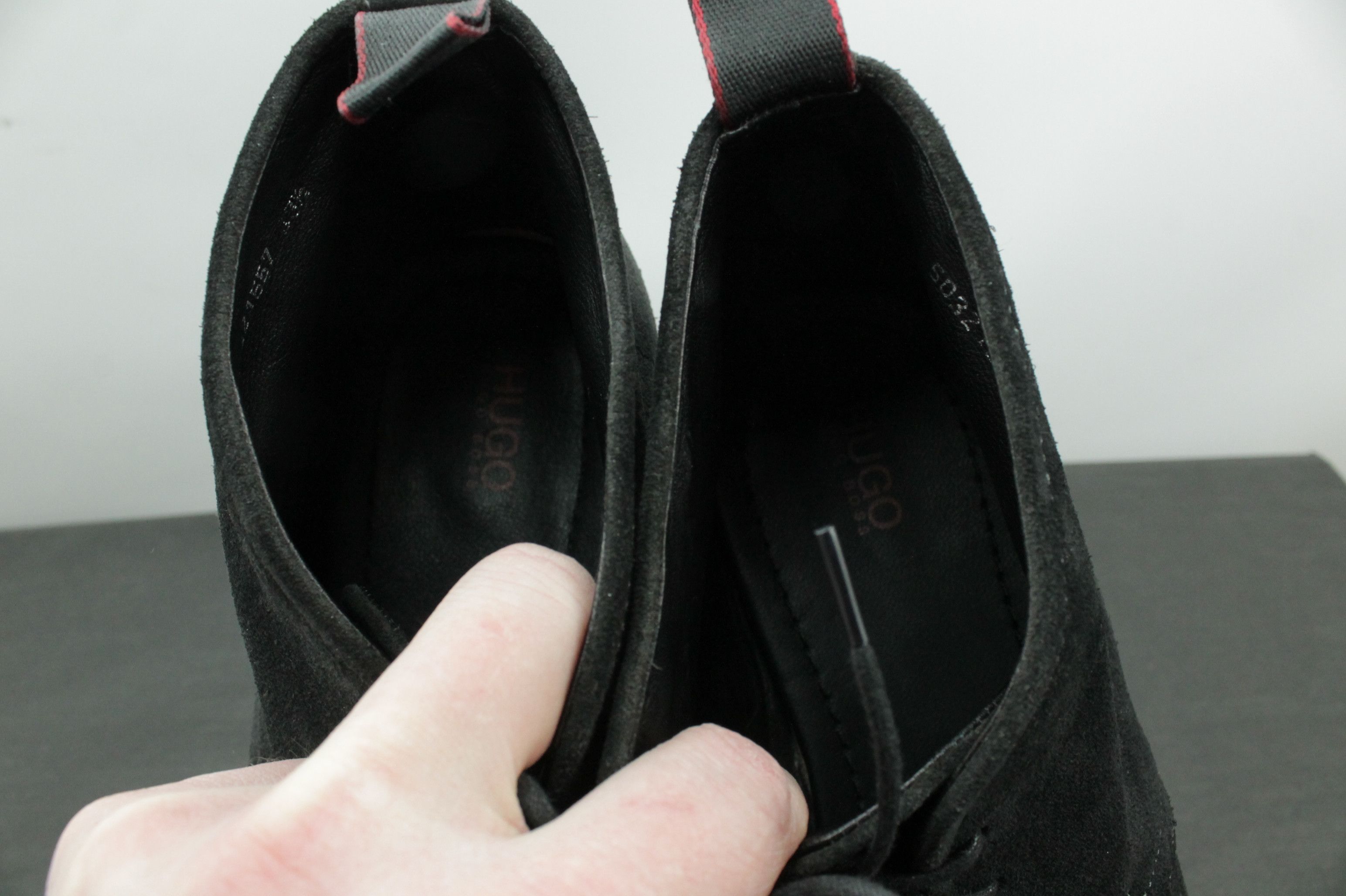 Designer × Hugo Boss Hugo Boss Black Suede Leather Casual Shoes Size US 10 / EU 43 - 7 Thumbnail