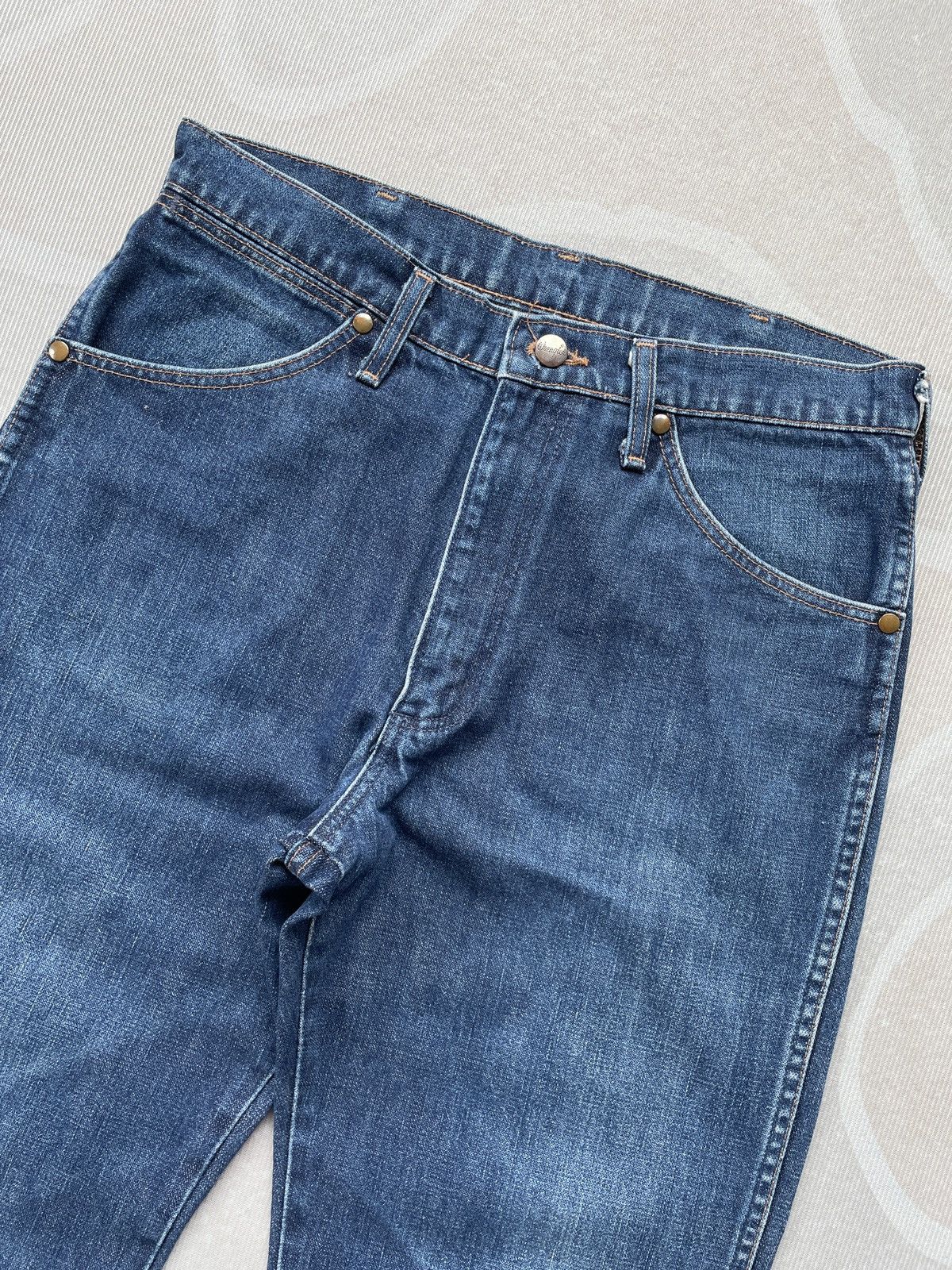 Wrangler Wrangler Vintage Jeans (LG106) Size US 31 - 5 Thumbnail