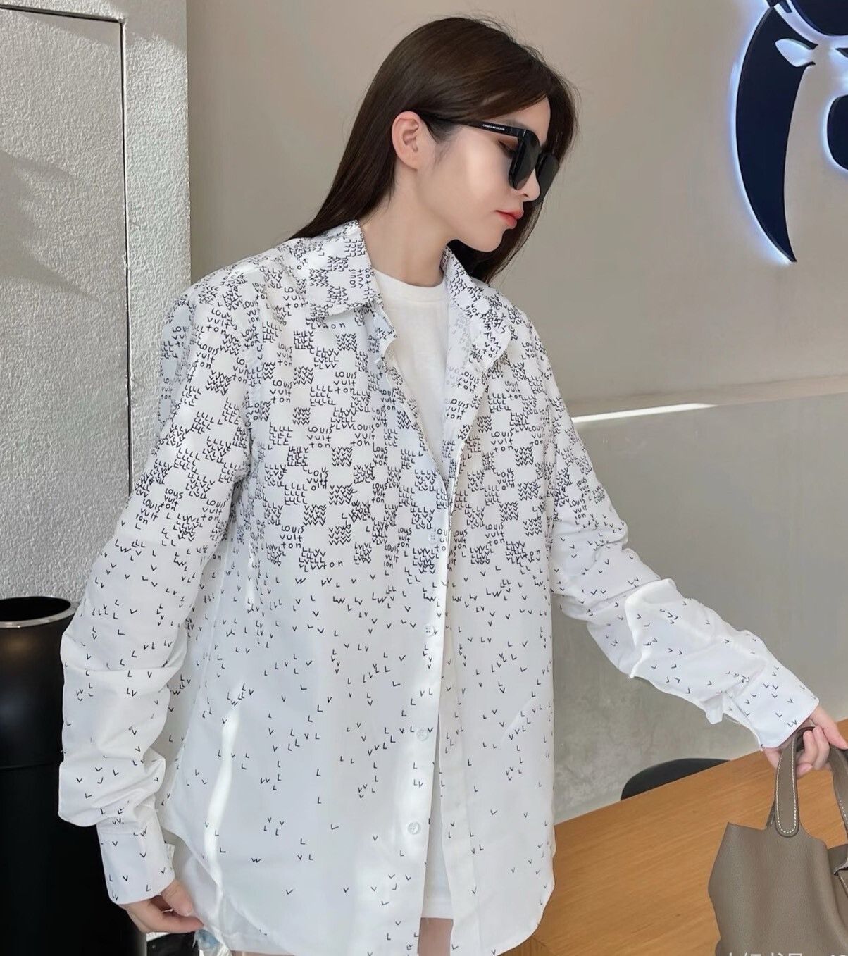 LV Louis Vuitton Small Logo Windproof Long Sleeve Shirt