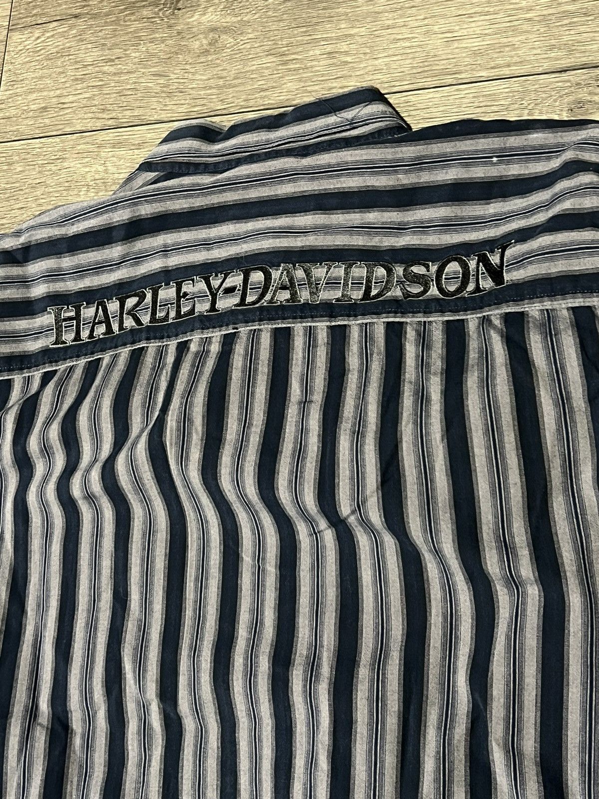 Harley Davidson × Vintage Embroidered Harley Davidson Button Up Shirt Size US XL / EU 56 / 4 - 1 Thumbnail