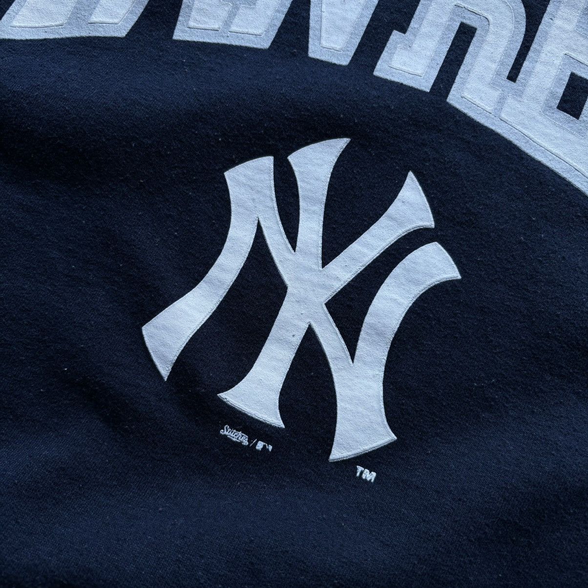 MLB vintage Y2K NEW YORK YANKEES MLB Spellout sweatshirt Size US M / EU 48-50 / 2 - 10 Thumbnail