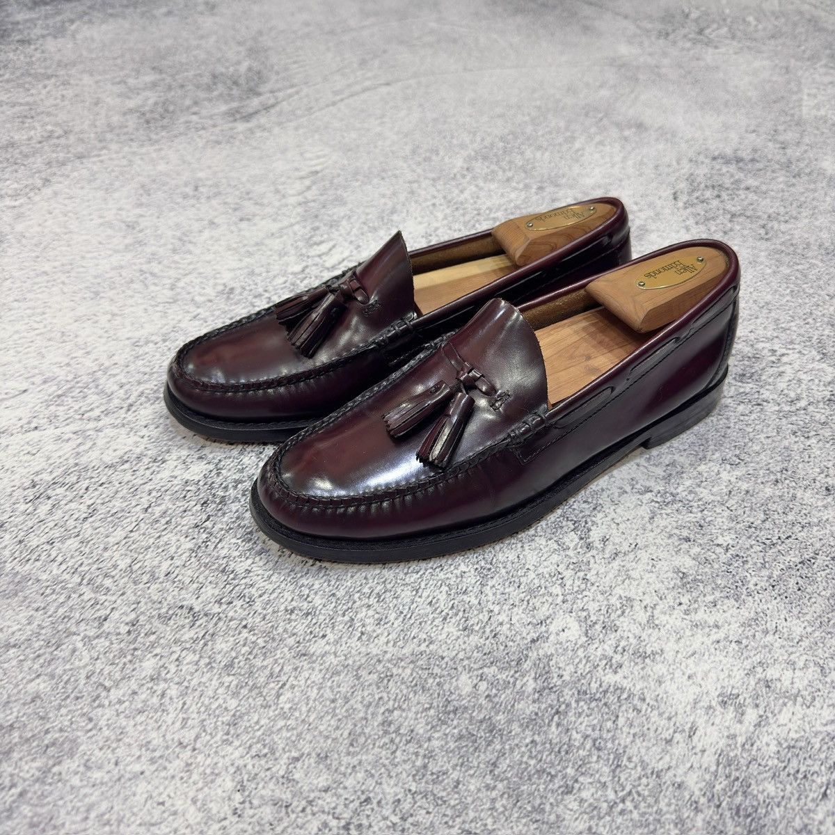 G.H. Bass & Co. G.H.Bass Weejuns Tassel Loafers US7.5 UK6.5 EU40.5 25.5cm Size US 7.5 / EU 40-41 - 1 Thumbnail