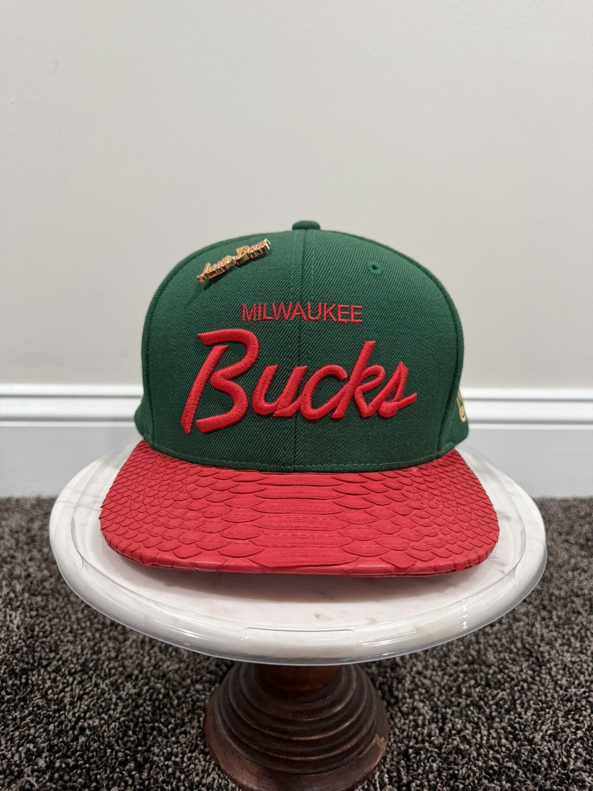 Just Don × Mitchell & Ness Just Don x Mitchell & Ness NBA Milwaukee Bucks Green/Red Hat Size ONE SIZE - 10 Thumbnail