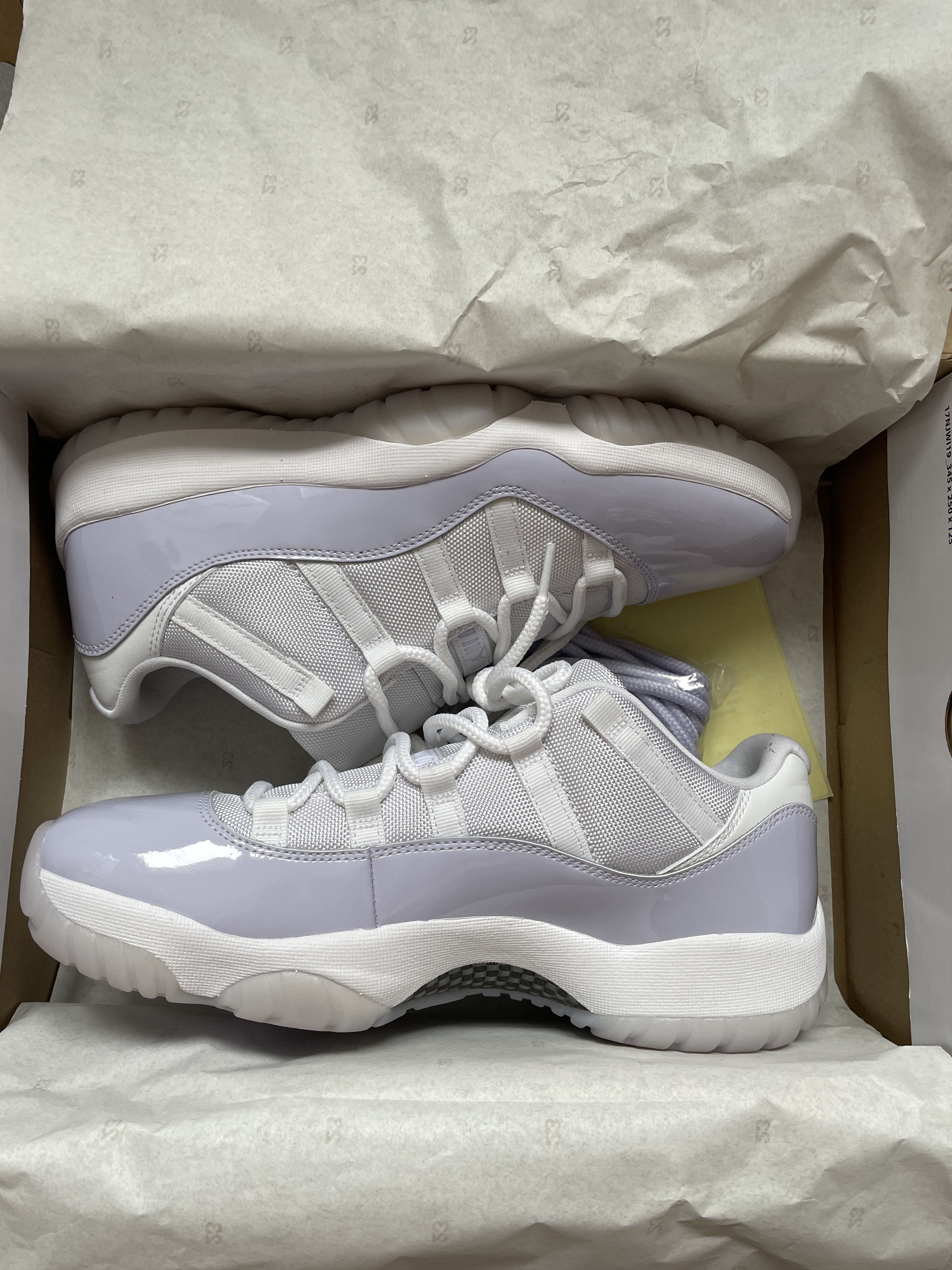Jordan Brand AIR JORDAN 11 XI RETRO PURE VIOLET LOW TOP SNEAKERS Size US 10.5 / EU 43-44 - 1 Thumbnail