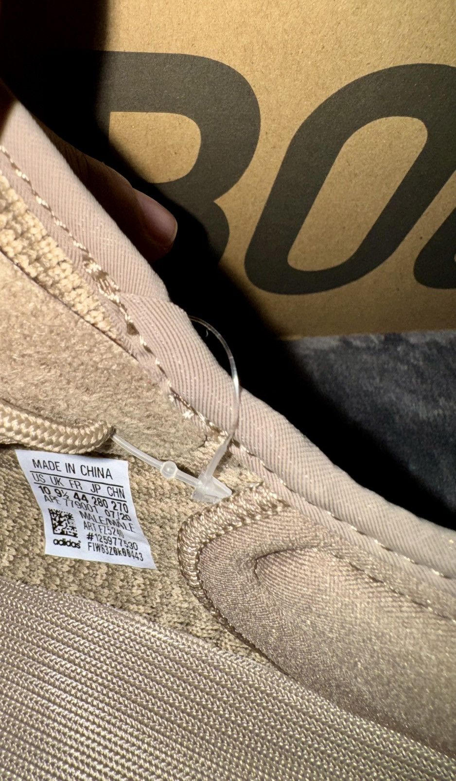 Adidas × Yeezy Yeezy 350 Sand Taupe Size US 10 / EU 43 - 9 Thumbnail