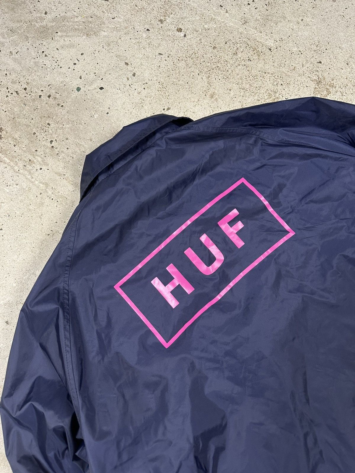 Huf HUF Navy Coach Light Nylon Jacket Big Logo Pink Size US L / EU 52-54 / 3 - 11 Thumbnail