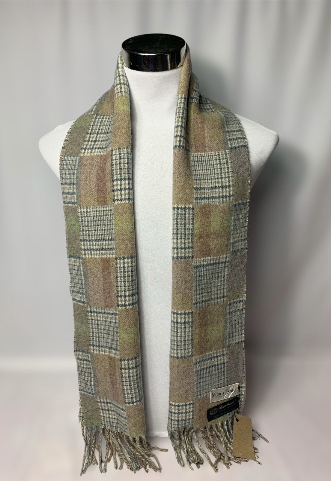 Vintage Nicola Ferri Scarf / Muffler / Neckwear Size ONE SIZE - 1 Thumbnail