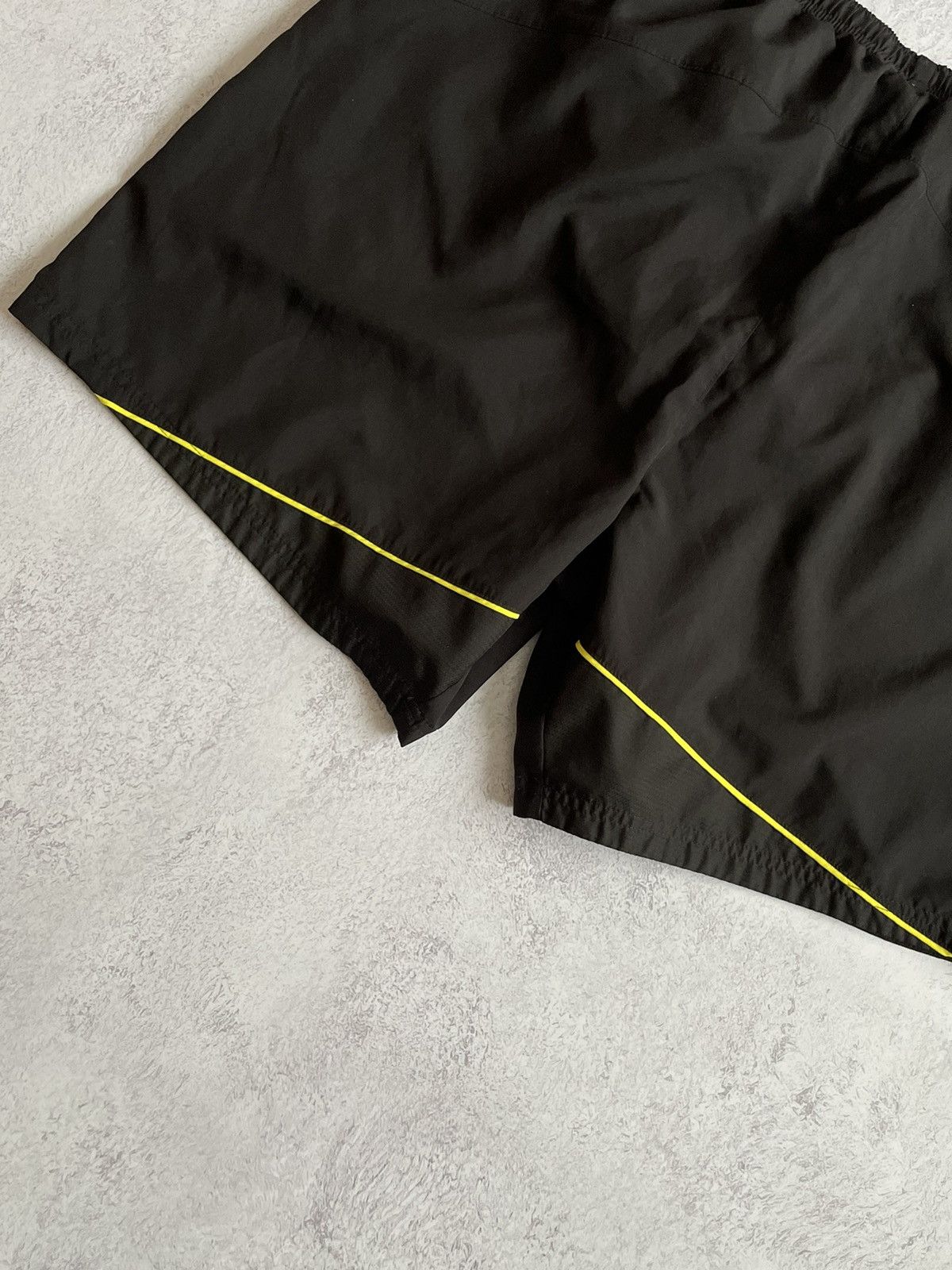 Puma Puma Borussia Dortmund Soccer Shorts XXL Size US 37 - 5 Thumbnail