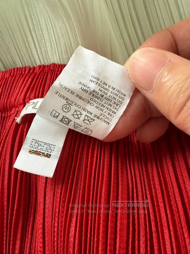 Issey Miyake Issey Miyake size:3 Red Pleated Midi Skirt Size 31" - 4 Thumbnail