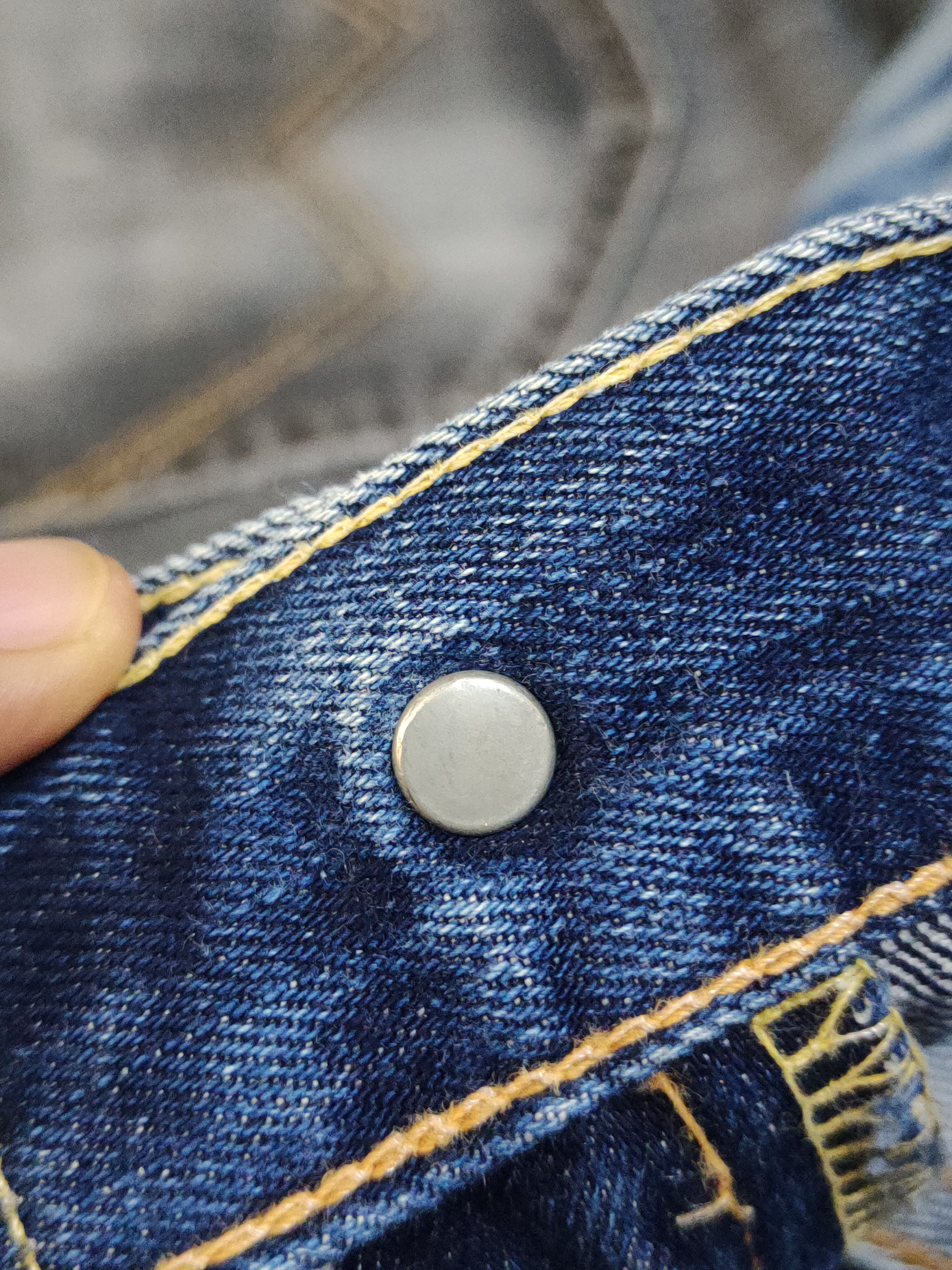Levi's Vintage Levis 502 Redline Selvedge Faded Blue Jeans #W1323 Size US 33 - 16 Thumbnail
