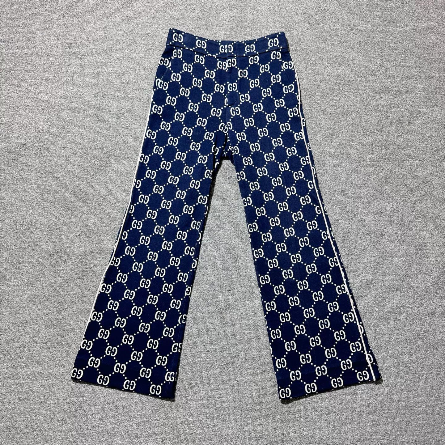 Gucci Gucci Double G Logo Navy Flared Pants Size US 40 / EU 56 - 1 Thumbnail