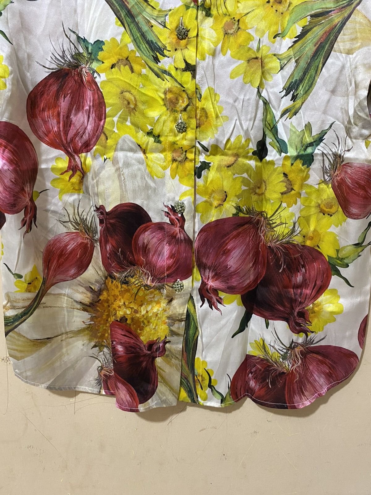 Dolce & Gabbana SS12 Dolce & Gabbana Onion Printed Silk Blouse “RUNWAY” Size S / US 4 / IT 40 - 12 Thumbnail