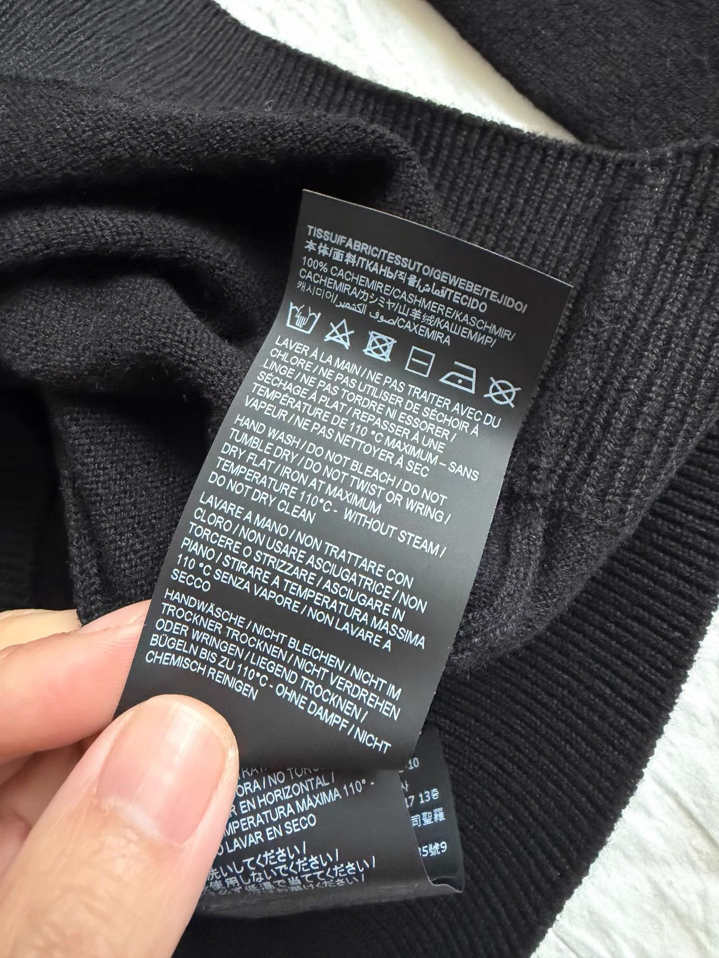 Saint Laurent Paris Saint Laurent Men's Cashmere Sweater K33 Size US XL / EU 56 / 4 - 6 Thumbnail