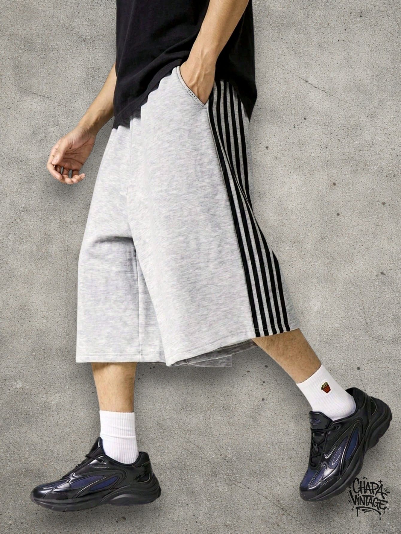 Japanese Brand Long gray shorts Size US 32 / EU 48 - 1 Thumbnail