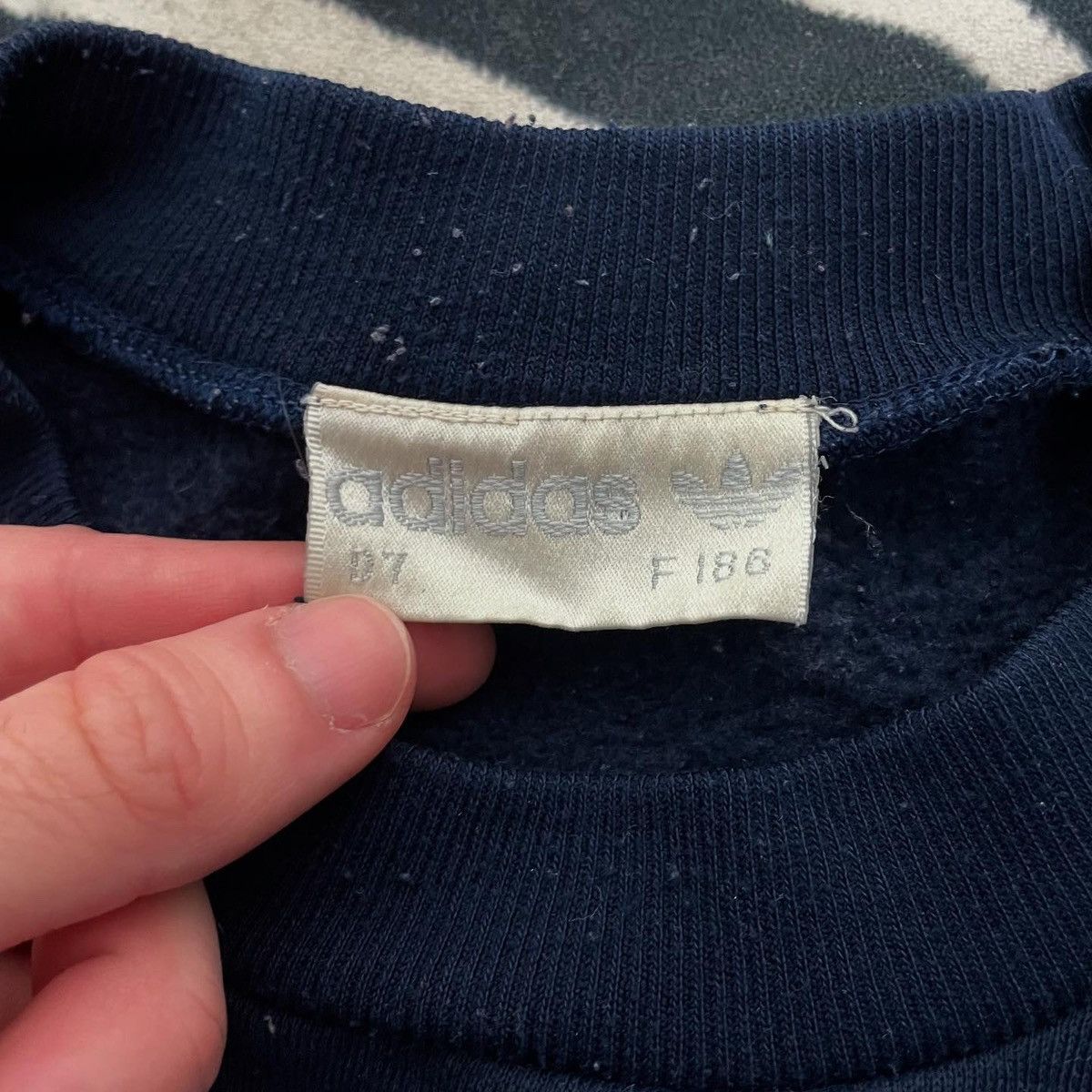 Adidas × Vintage Rare Vintage Sweatshirt Adidas 3 Stripes. Size US L / EU 52-54 / 3 - 3 Thumbnail