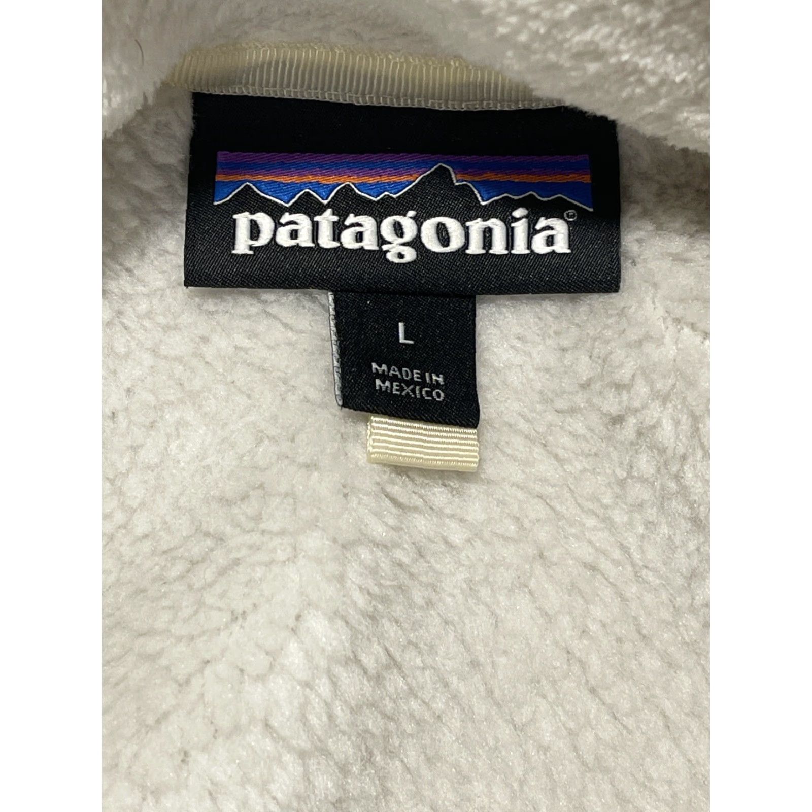 Patagonia Patagonia Sweater Womens L White Fleece Pullover Mock Neck Raglan Button Logo 1/4 Snap Pocket Casual Womens Size L / US 10 / IT 46 - 4 Thumbnail