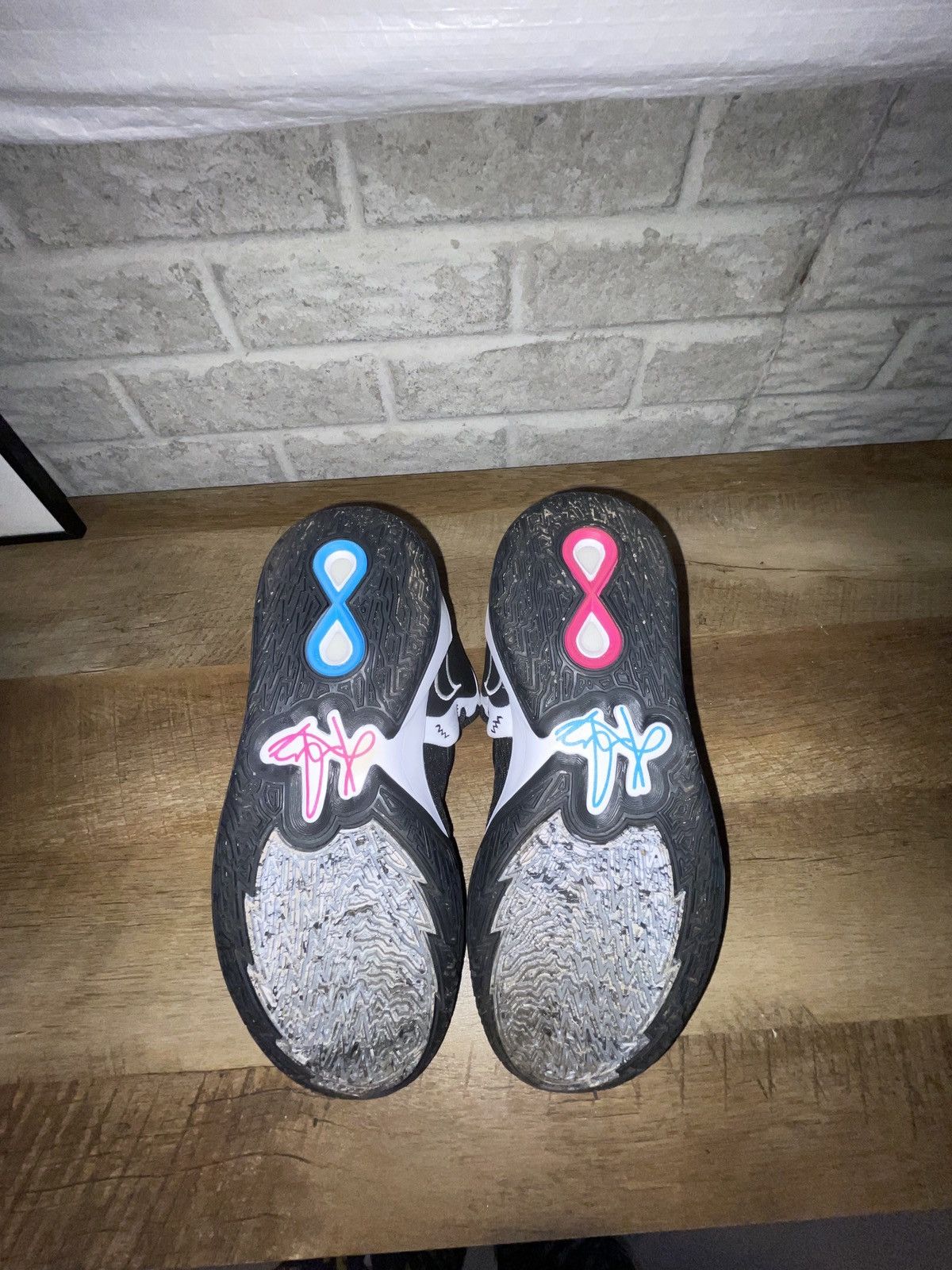 Nike Kyrie Infinity “South Beach” Size US 9 / EU 42 - 1 Thumbnail
