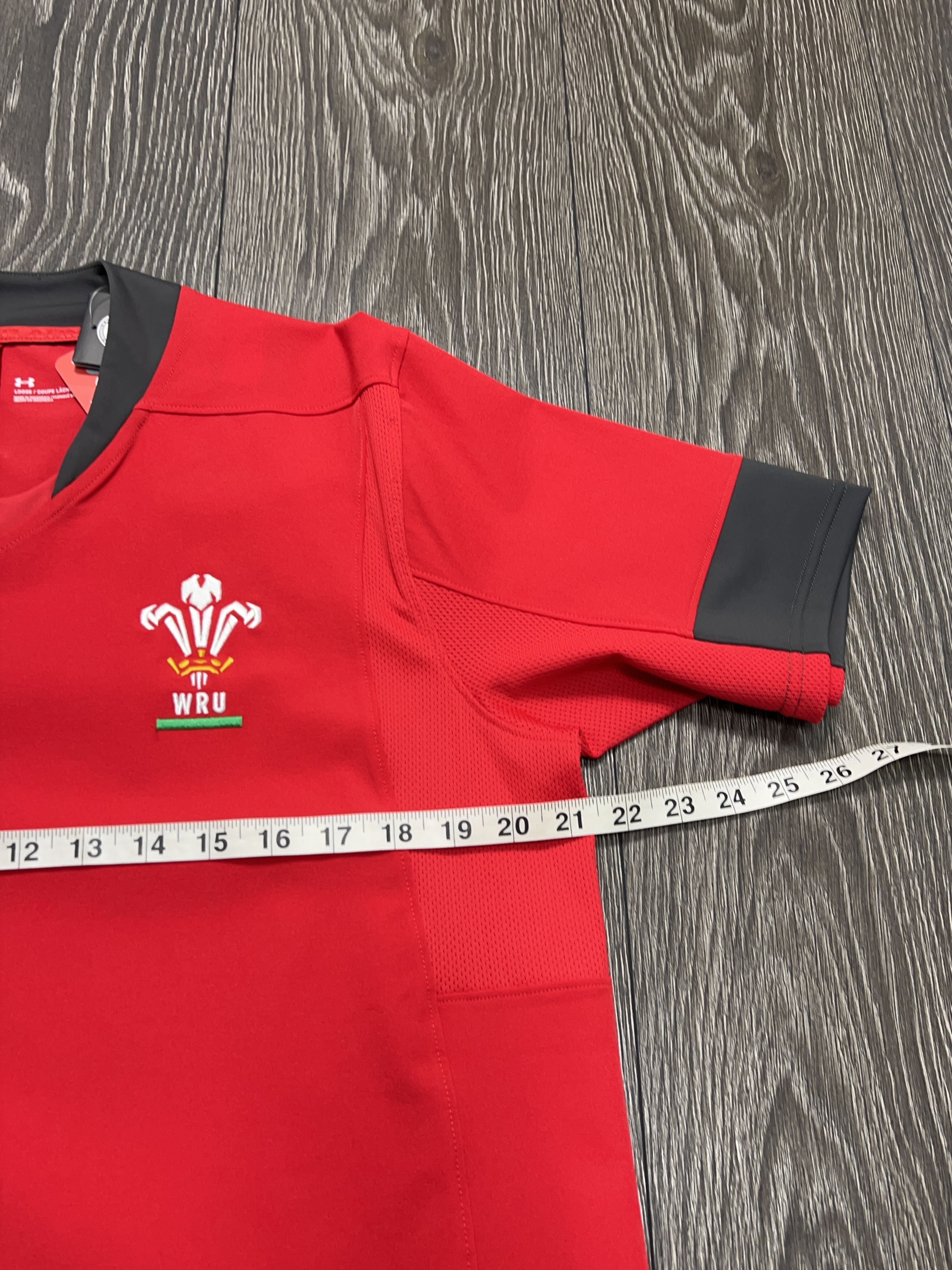 Under Armour Mens Wales Rugby Union Jersey Shirt Red Size L 50-52 Loose Size US L / EU 52-54 / 3 - 7 Thumbnail